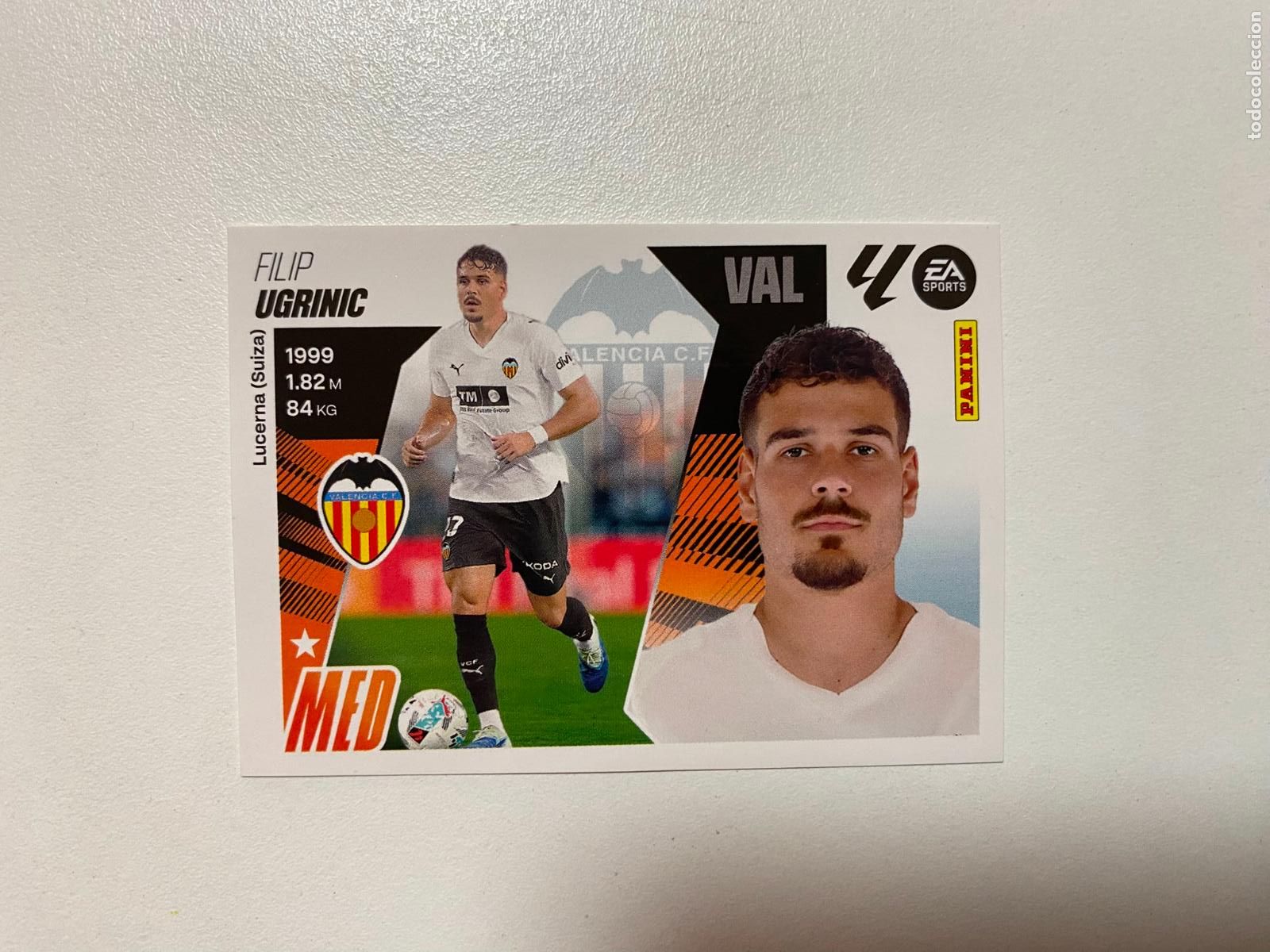Cromos de F&uacute;tbol: LALIGA ESTE 2025 2026 EA SPORTS 25 26 ALBUM PANINI LIGA &Uacute;LTIMOS FICHAJES N 37 VALENCIA CF UGRINIC