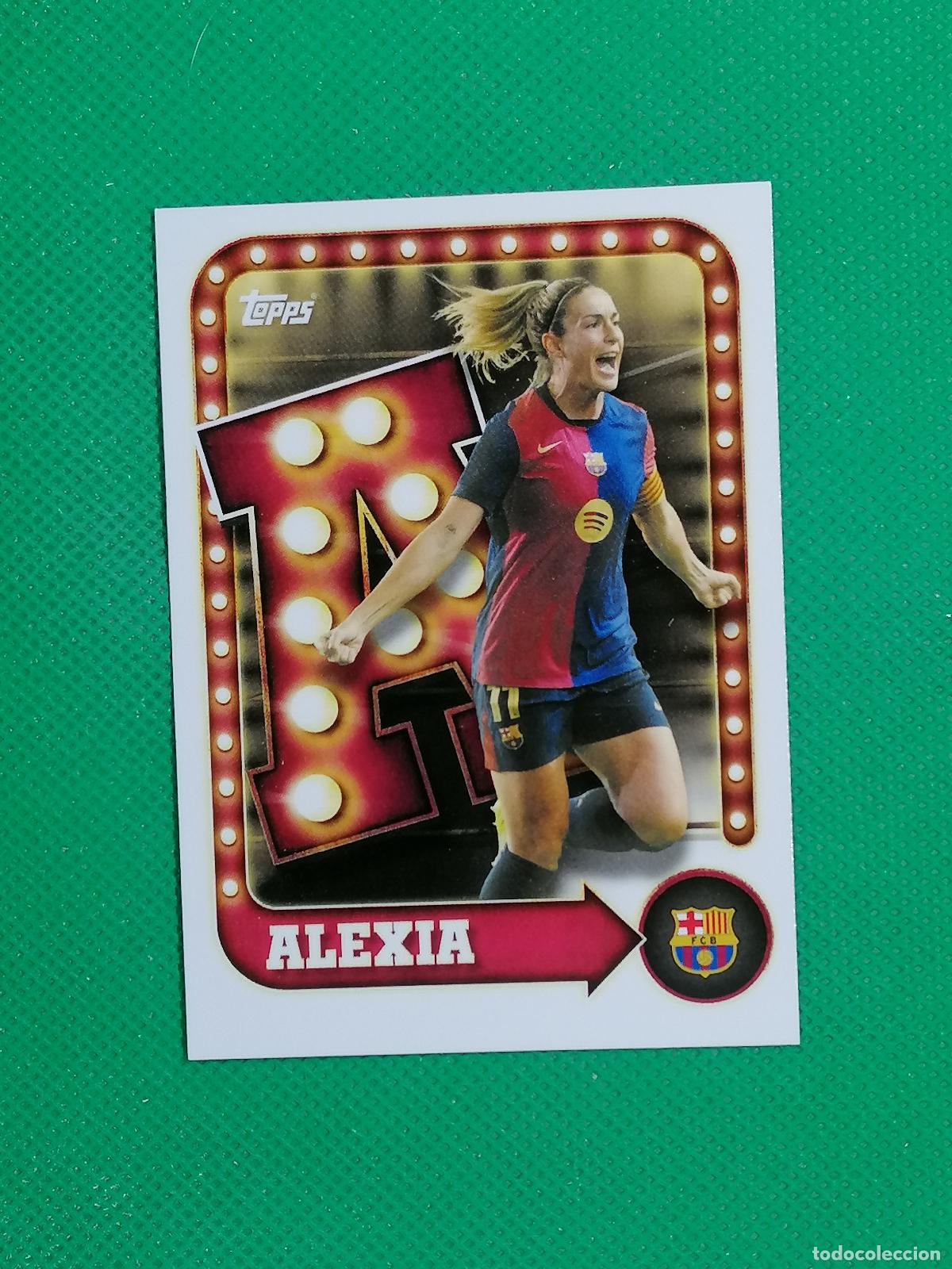 Cromos de F&uacute;tbol: 21 ALEXIA PUTELLAS NAME IN LIGHTS ⚽ TOPPS BARCELONA COLLECTOR TIN 25 26 2025 2026 ⚽