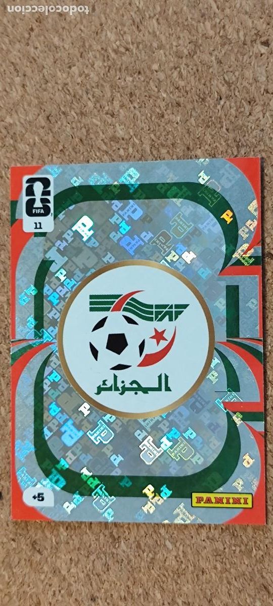 Cromos de F&uacute;tbol: ADRENALYN XL FIFA WORLD CUP 2026 CARD ESCUDO ARGELIA # 11 PANINI