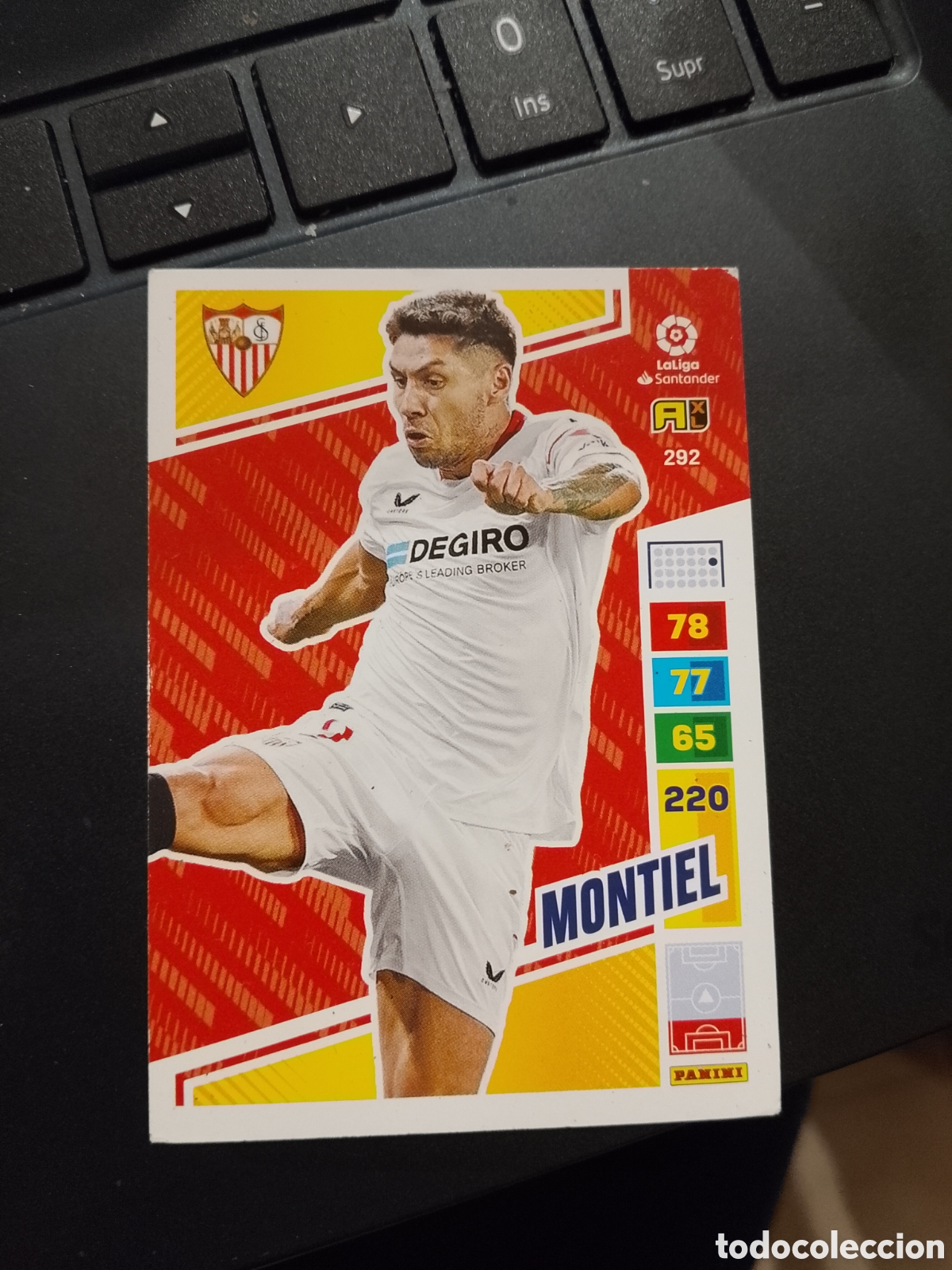 Cromos de F&uacute;tbol: 292 MONTIEL SEVILLA TARJETA CROMO FUTBOL PANINI LIGA 2022-2023 ADRENALYN 22-23