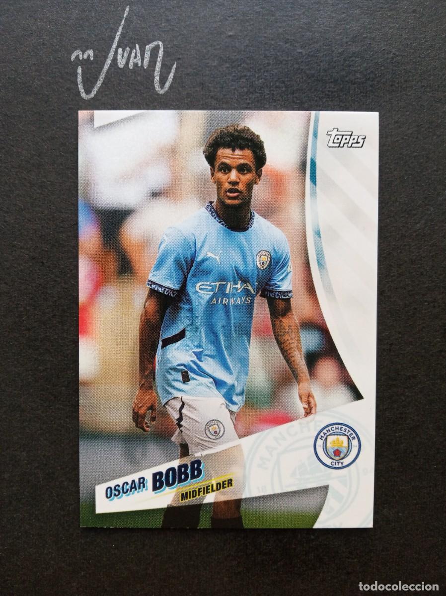 Cromos de F&uacute;tbol: N&ordm; 18 OSCAR BOBB MANCHESTER CITY NORUEGA ⚽ TOPPS &reg; BLUE MOON 2024 2025 24 25 NUEVO
