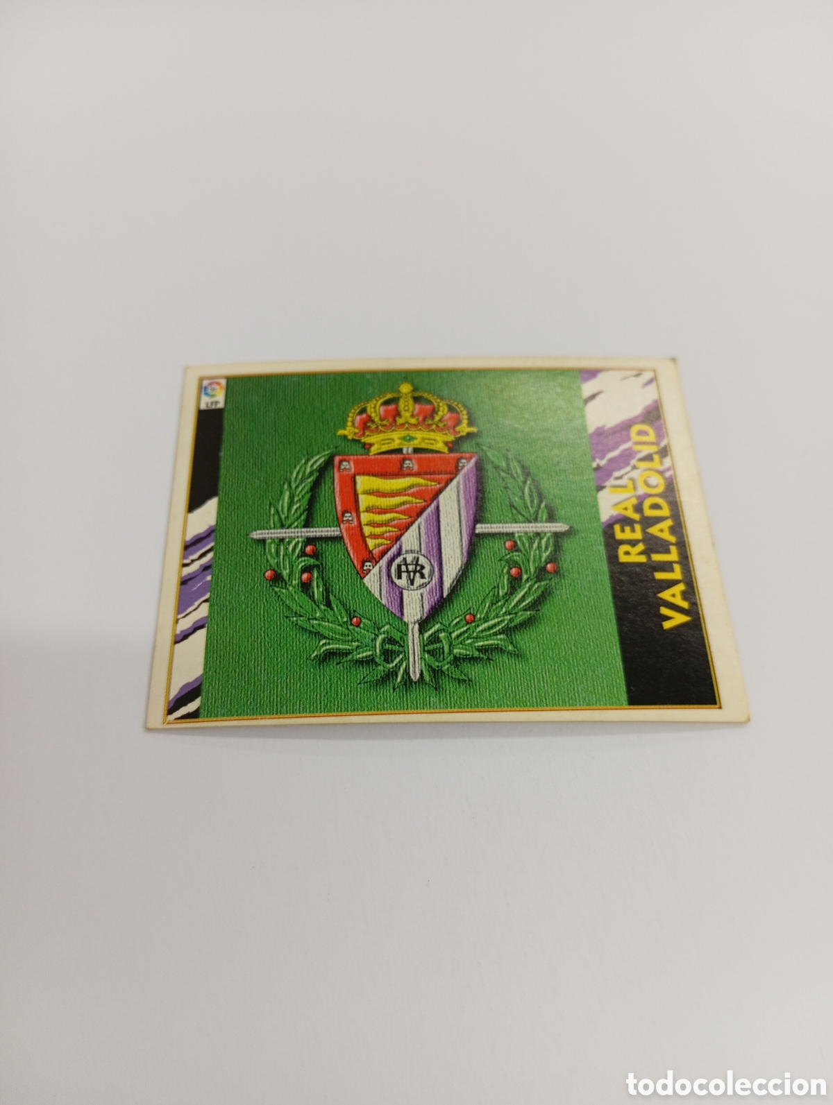 Cromos de F&uacute;tbol: ESCUDO Valladolid Liga Este 1997 1998 NUEVO SIN PEGAR 97 98