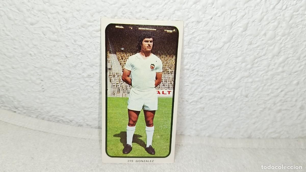 Cromos de F&uacute;tbol: ANTIGUO CROMO N&ordm; 319 GONZALEZ VALENCIA C.F RUIZ ROMERO CAMPEONATOS NACIONALES FUTBOL 1973 - 74 SIN P