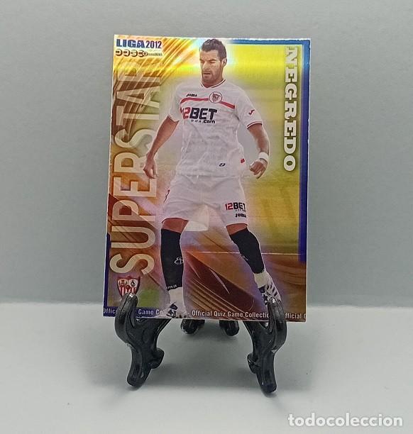 Cromos de Futebol: 135 NEGREDO SEVILLA FC QUIZ GAME COLLECTION MUNDICROMO 2011 2012 SUPERSTAR RAYAS HORIZONTALES