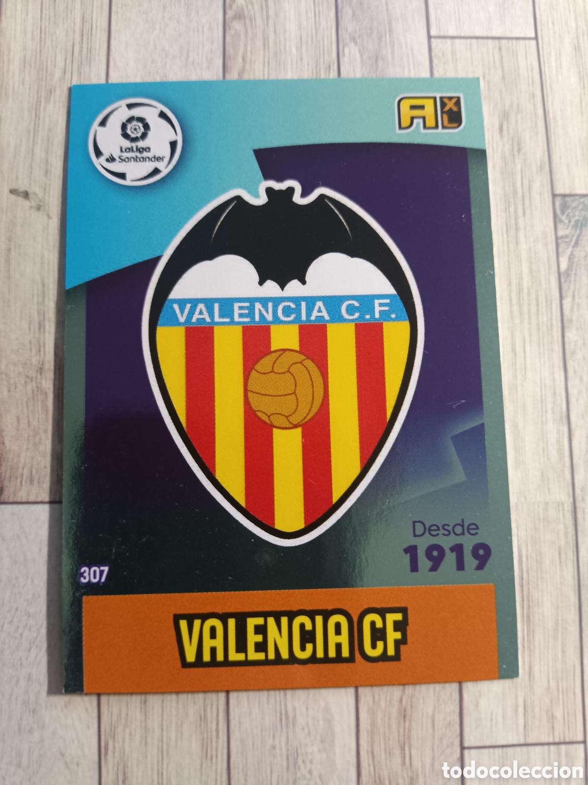 Cromos de F&uacute;tbol: 307 ESCUDO VALENCIA ADRENALYN XL 2020 2021 PANINI 20 21
