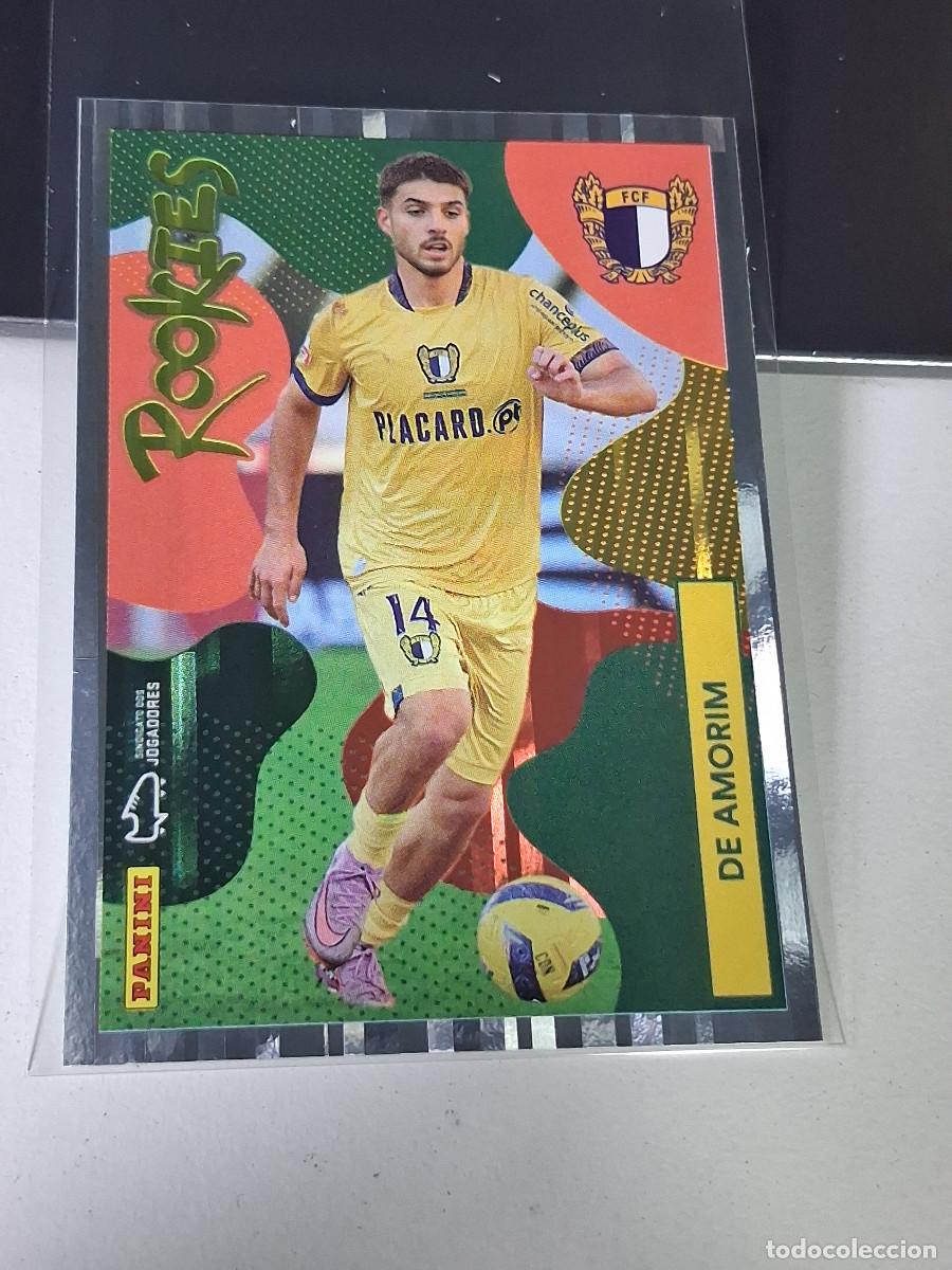 Cromos de F&uacute;tbol: A20 434 DE AMORIM FAMALICAO ROOKIES STICKER FUTBOL PANINI PORTUGAL 2025-2026 25 26 LIGA BETCLIC