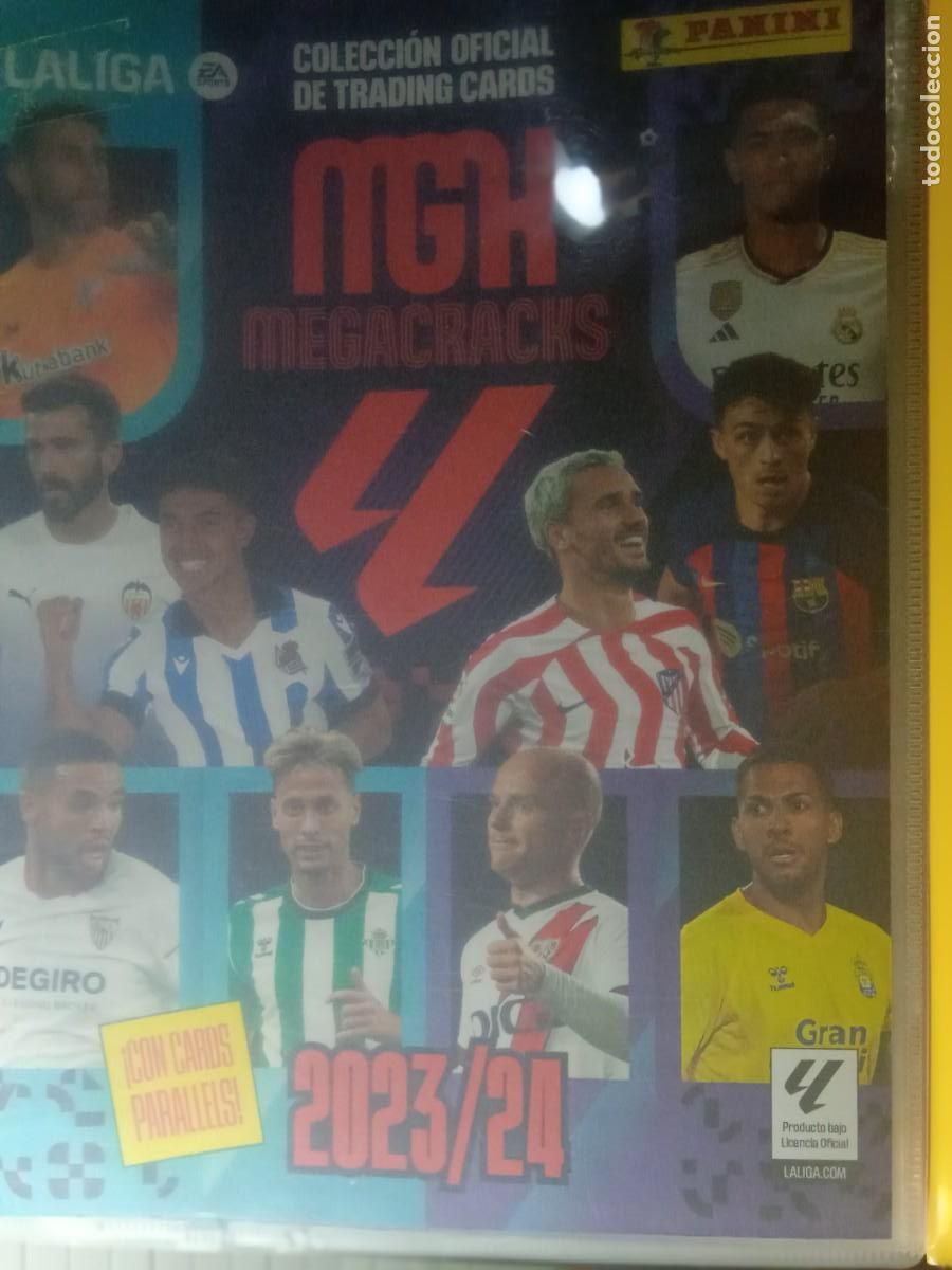 Cromos de F&uacute;tbol: MEGACRACKS : ARCHIVADOR &Aacute;LBUM LIGA 2023 2024, EN PL&Aacute;STICO