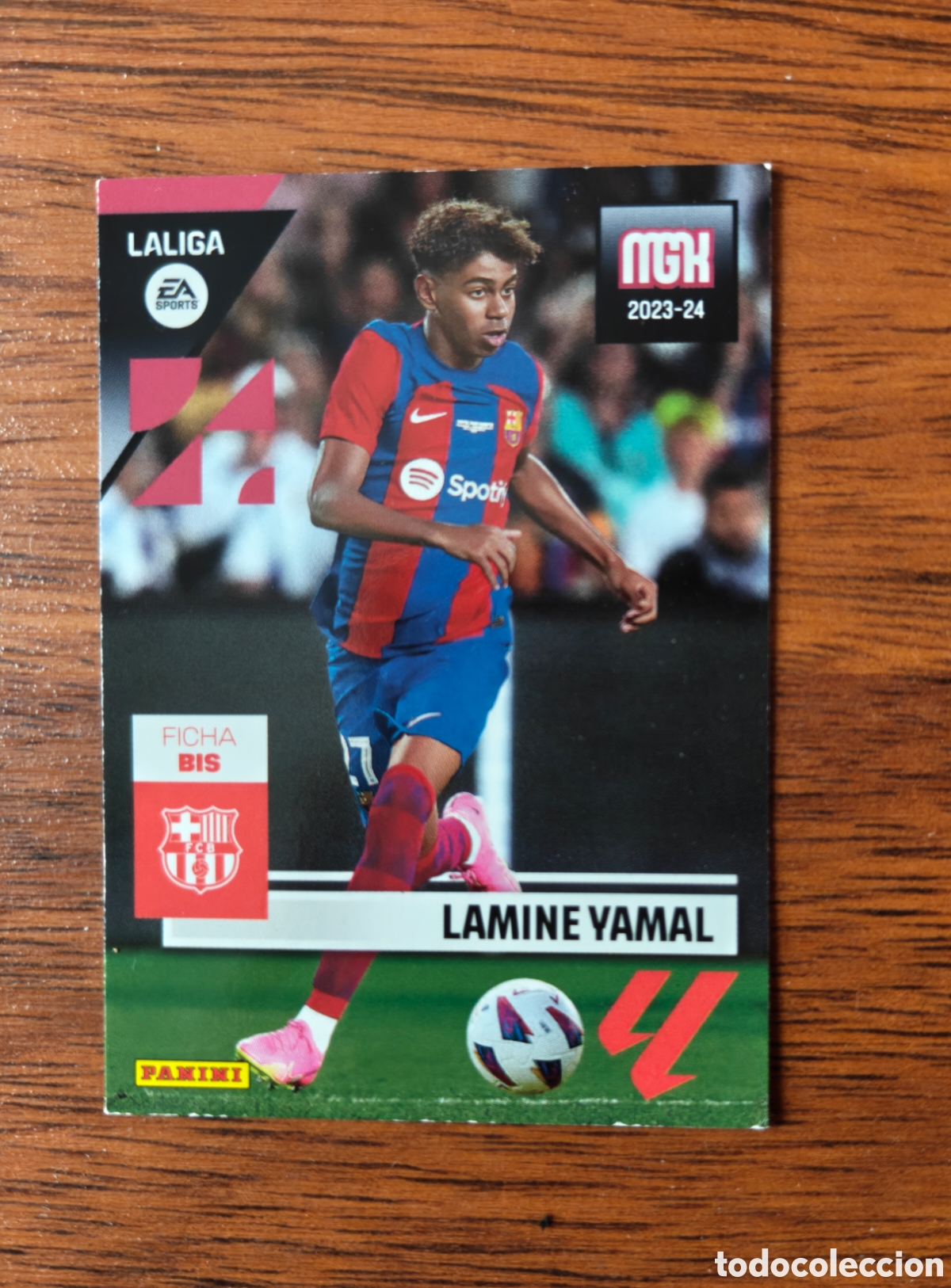 Cromos de F&uacute;tbol: Lamine Yamal rookie 2023/24. F.C. Barcelona. Megacracks. Original.