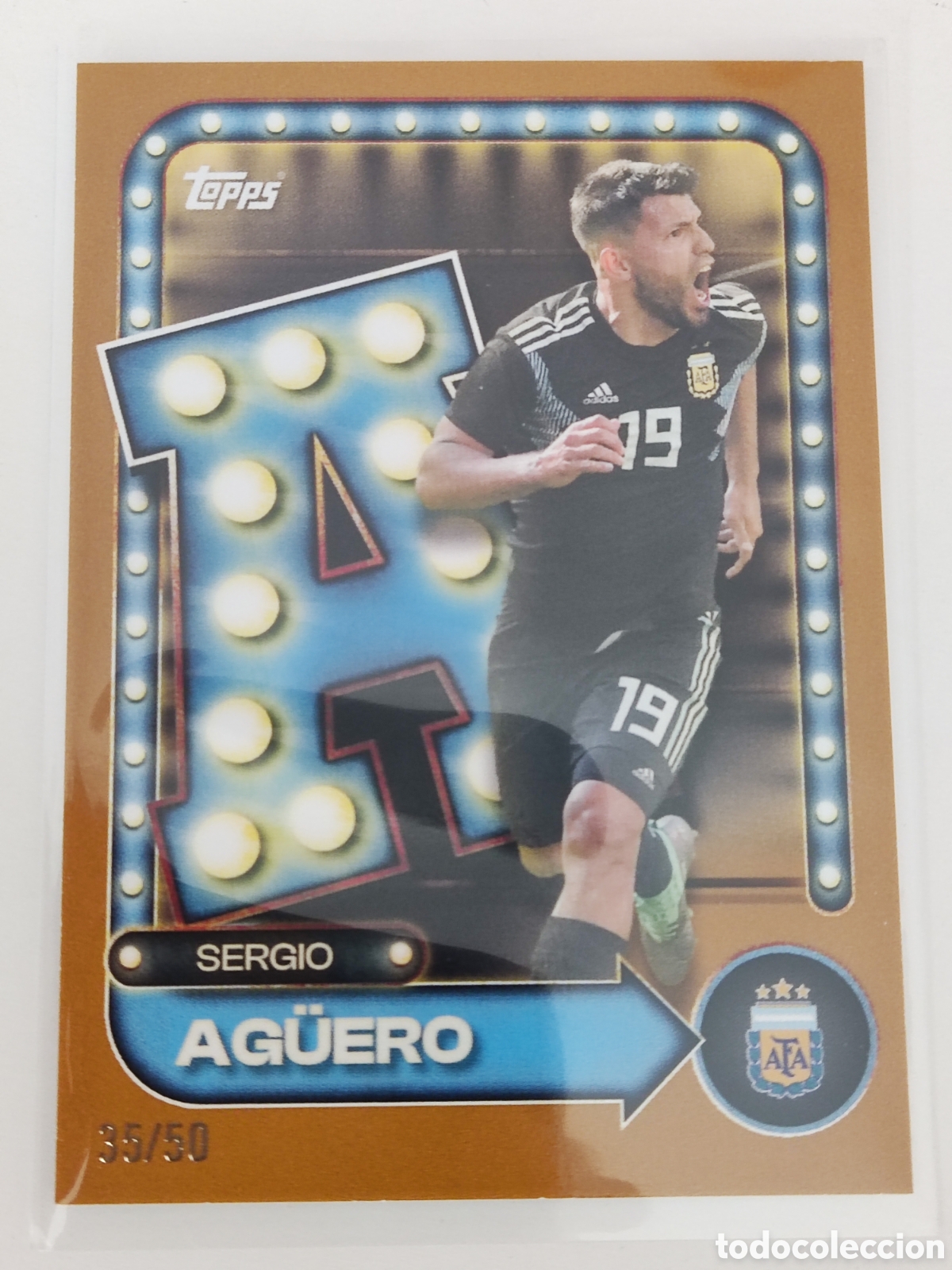 Cromos de F&uacute;tbol: Sergio Ag&uuml;ero/50 Topps collector tin Argentina
