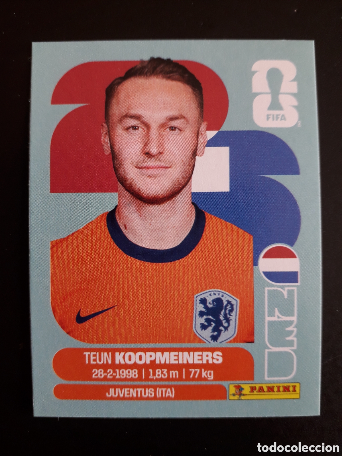 Fu&szlig;ball-Sticker: KOOPMEINERS HOLANDA/PA&Iacute;SES BAJOS NED 12 MUNDIAL F&Uacute;TBOL 2026 FIFA WORLD CUP PANINI PEDIDO M&Iacute;NIMO 3&euro;