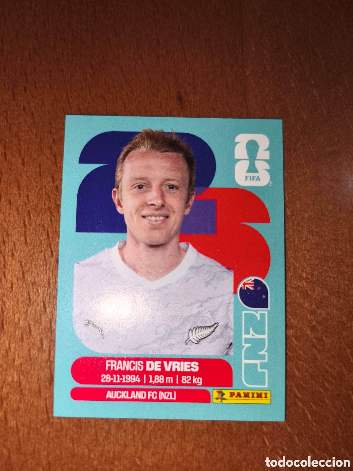 Cromos de Futebol: NZL8 Francis De Vries Fifa World Cup 2026 Nueva Zelanda
