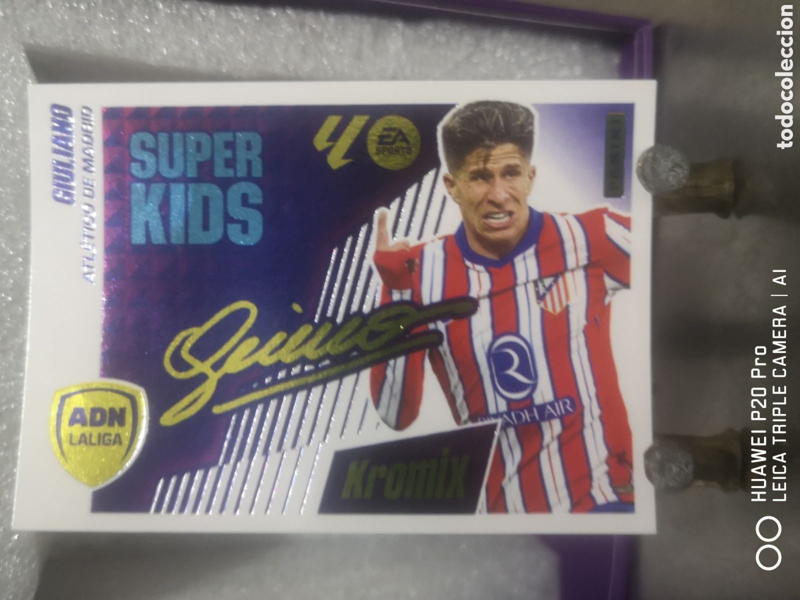 Cromos de F&uacute;tbol: LIGA ESTE 2025 2026 KROMIX SUPER KIDS GIULIANO ATLETICO DE MADRID