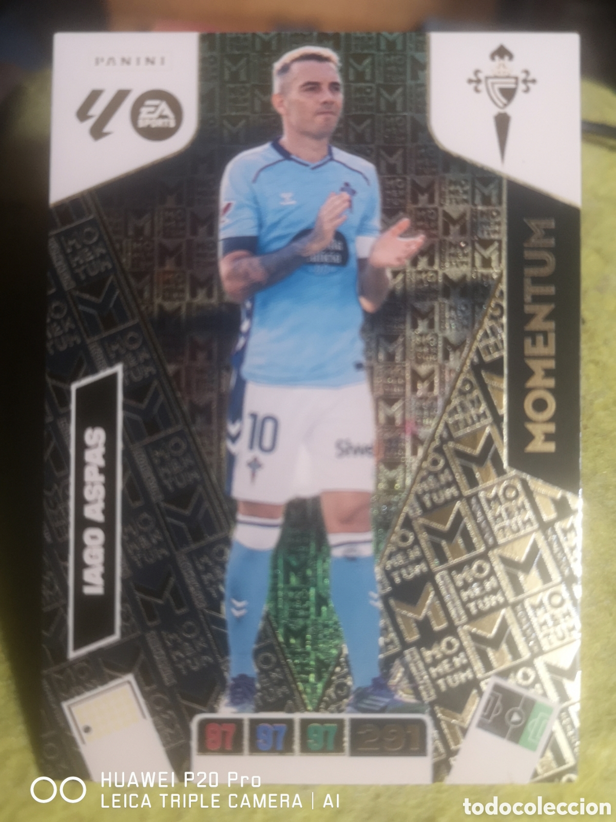 Cromos de F&uacute;tbol: MOMENTUM IAGO ASPAS ADRENALYN 2025 2026 REAL CLUB CELTA