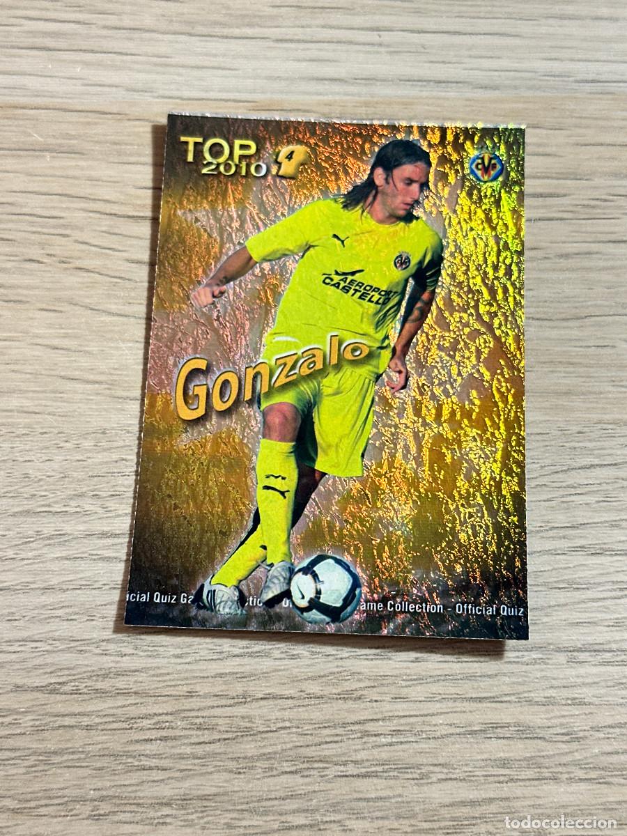 Football Stickers: GONZALO n&ordm; 564 TOP VILLARREAL DORADO JASPEADO MUNDICROMO 2009 2010 QUIZ GAME 09 10