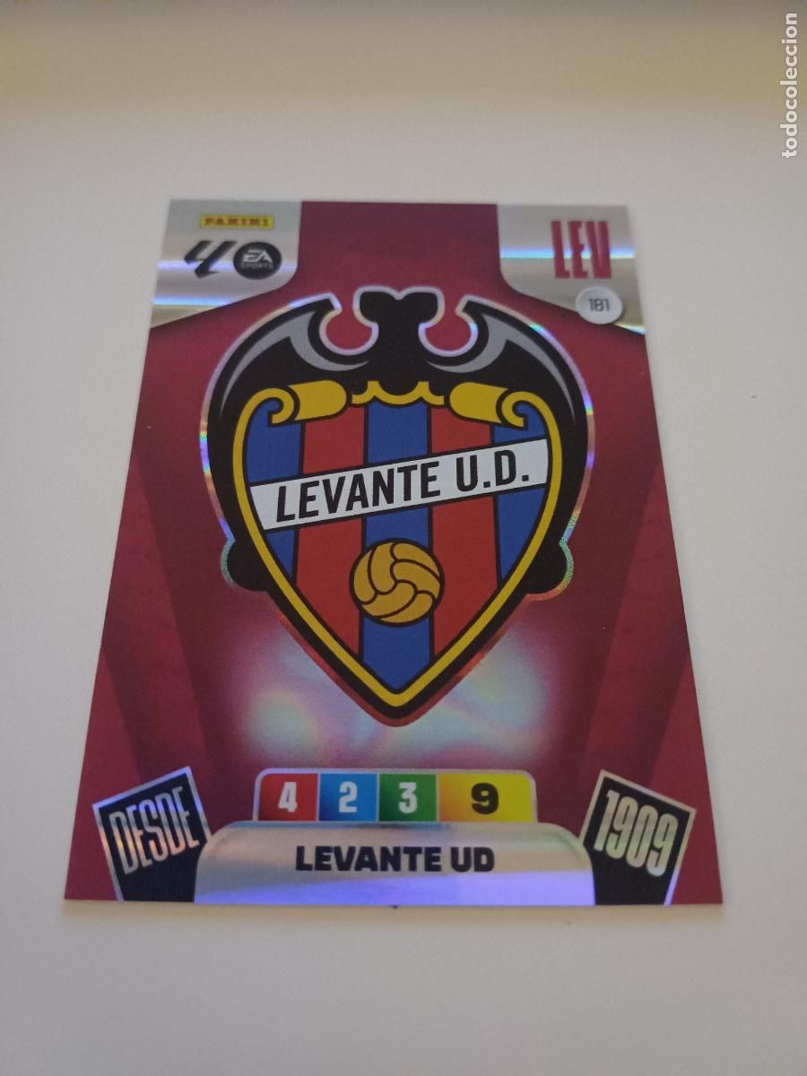 Figurine di Calcio: 181 - Escudo - Levante Ud