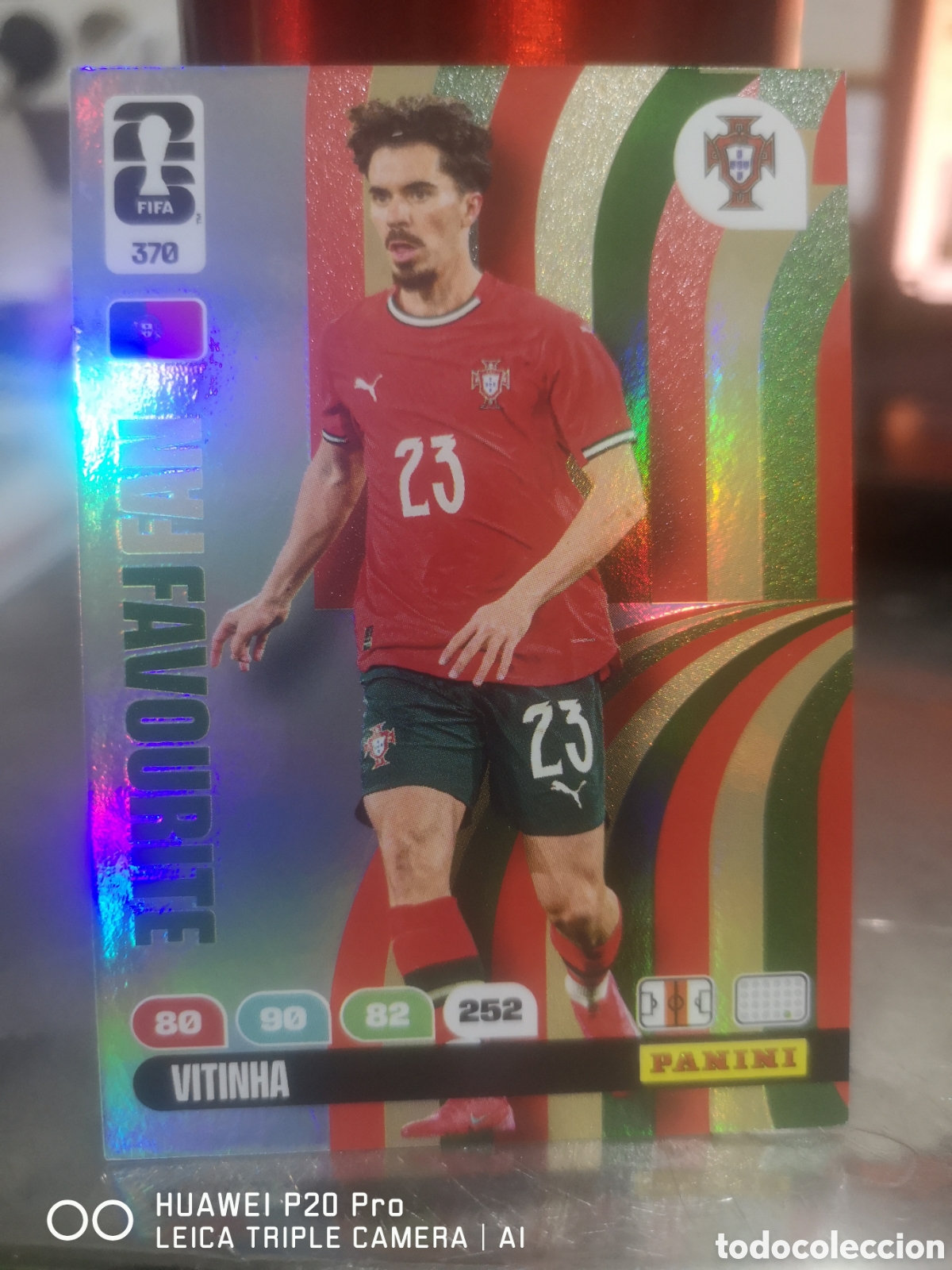 Cromos de F&uacute;tbol: ADRENALYN XL FIFA WORLD CUP 2026 FAN FAVOURITE VITINHA - PORTUGAL 370