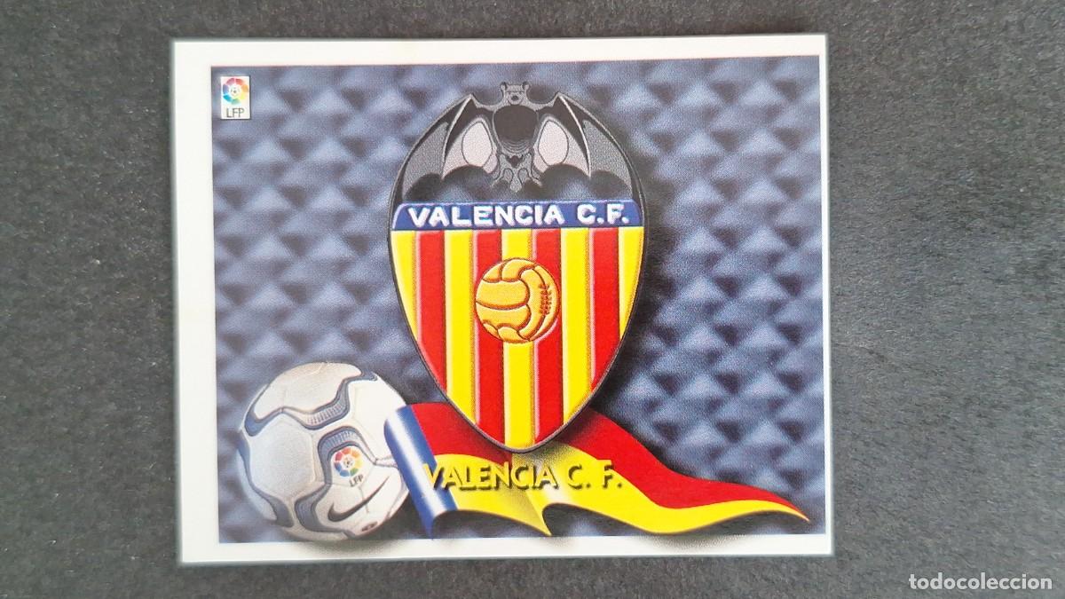 Figurine di Calcio: L5 ESCUDO VALENCIA C. F. LIGA ESTE 2000 2001 00 01 NUNCA PEGADO SIN PEGAR