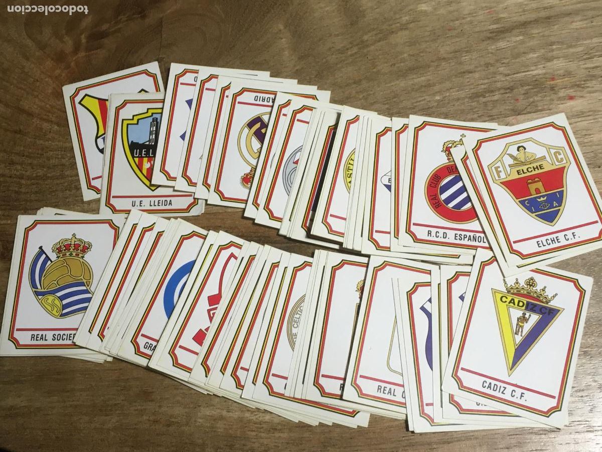 Fu&szlig;ball-Sticker: futbol 89 lote 75 escudos panini