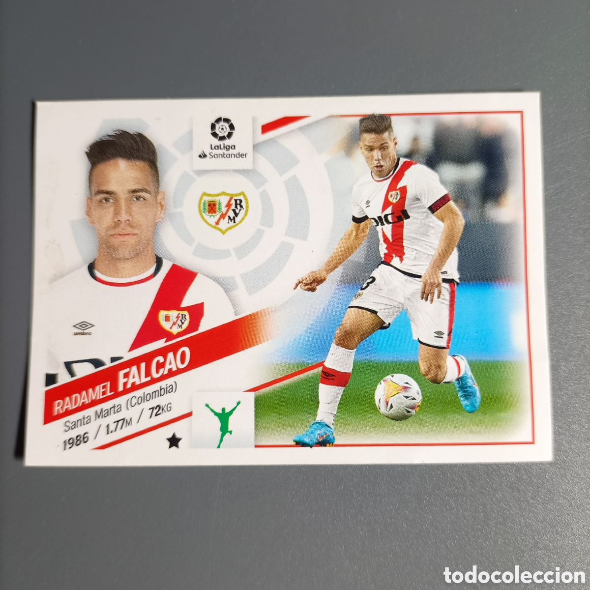 Cartes &agrave; collectionner de Football: CROMO ESTE. LIGA 2022-2023 (RAYO) №20 FALCAO