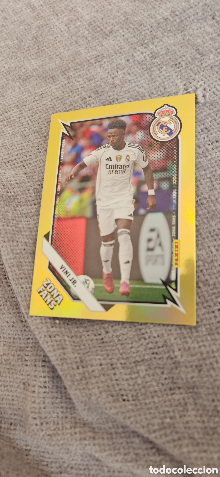 Cromos de F&uacute;tbol: Vini jr 44 zona fans gold real Madrid panini club 2025-2026 25 26