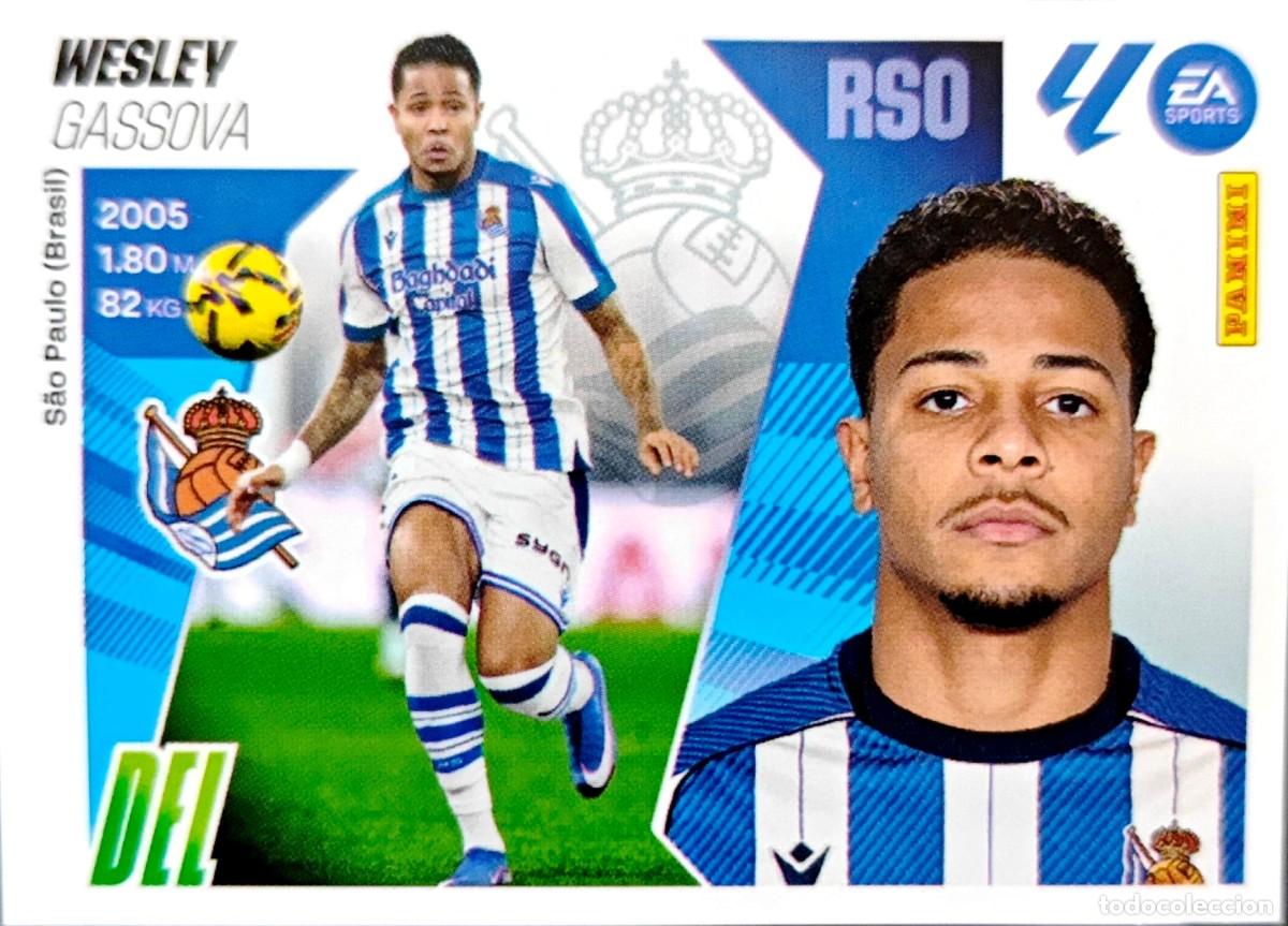 Football Stickers: 32 Wesley Gassova - Real Sociedad - Mercado Invierno + Actualizacion - PANINI ESTE 2025 2026 25 26