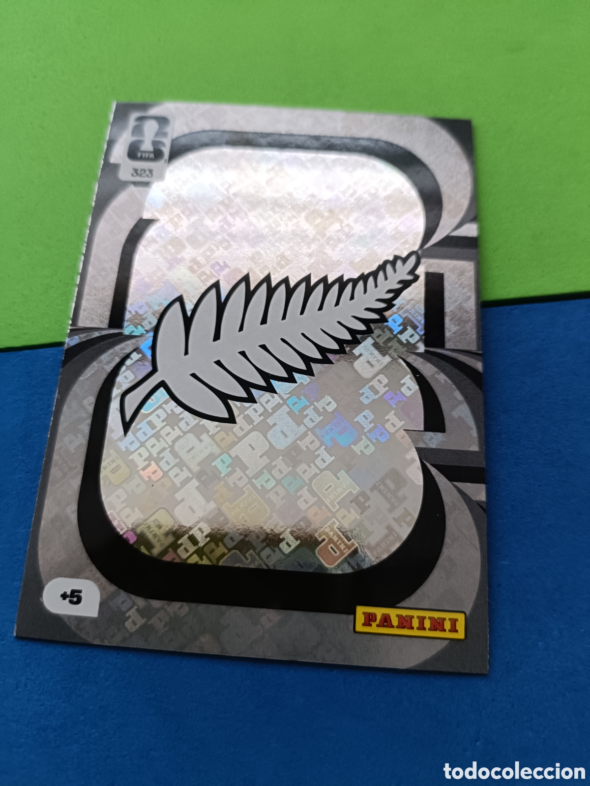 Cromos de F&uacute;tbol: Adrenalyn XL Fifa World cup 2026 mundial - Escudo 323 Escudo Nueva Zelanda