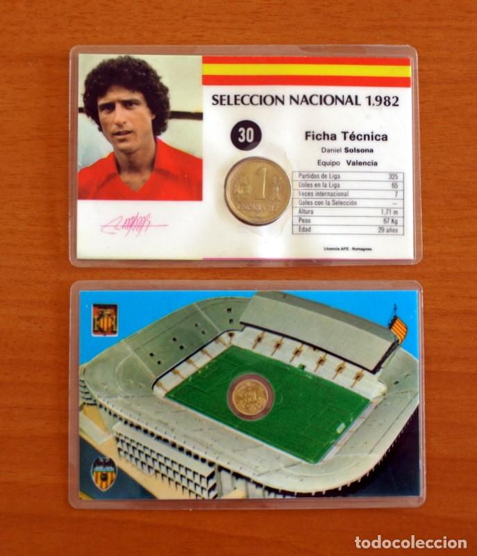 Cromos de F&uacute;tbol: Selecci&oacute;n Nacional 1982, Espa&ntilde;a 82 - N&ordm; 30, Solsona y Campo del Valencia - 2 Tarjetas, tama&ntilde;o 11x7