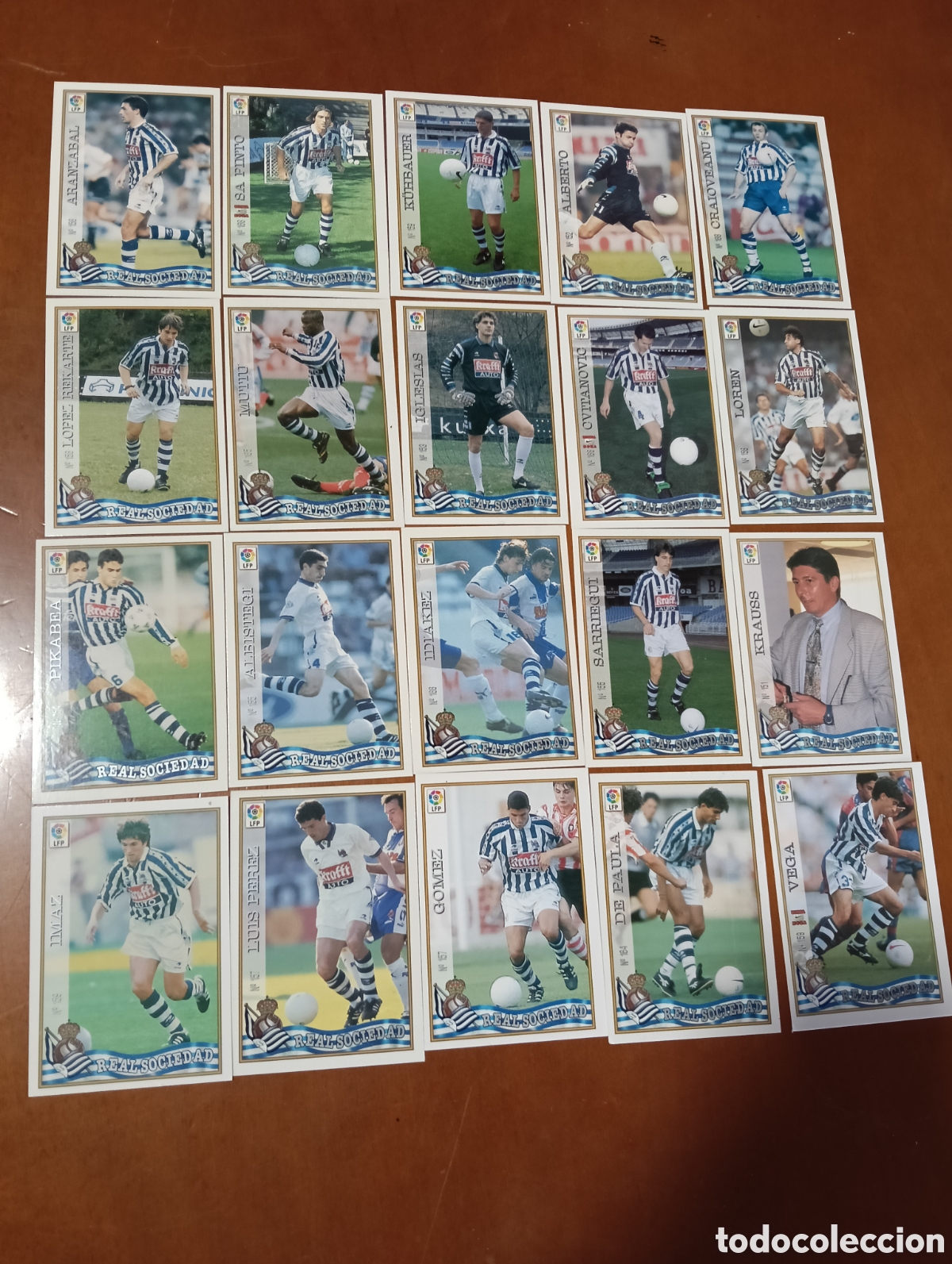Cromos de F&uacute;tbol: Liga 1997-98- lote de 20 jugadores diferentes del Real Sociedad, puede haber alguno diferente de la