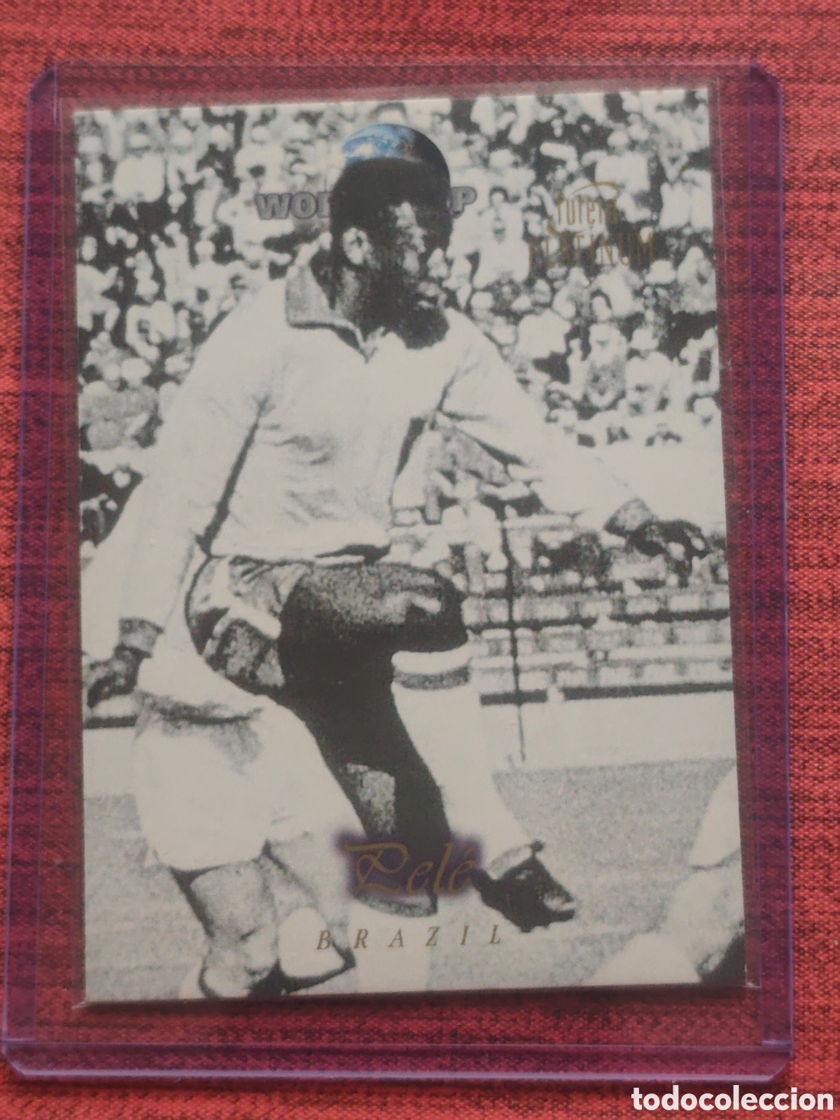 Cartes &agrave; collectionner de Football: 34 PEL&Eacute; FUTERA PLATINUM WORLD CUP GREATS 1998