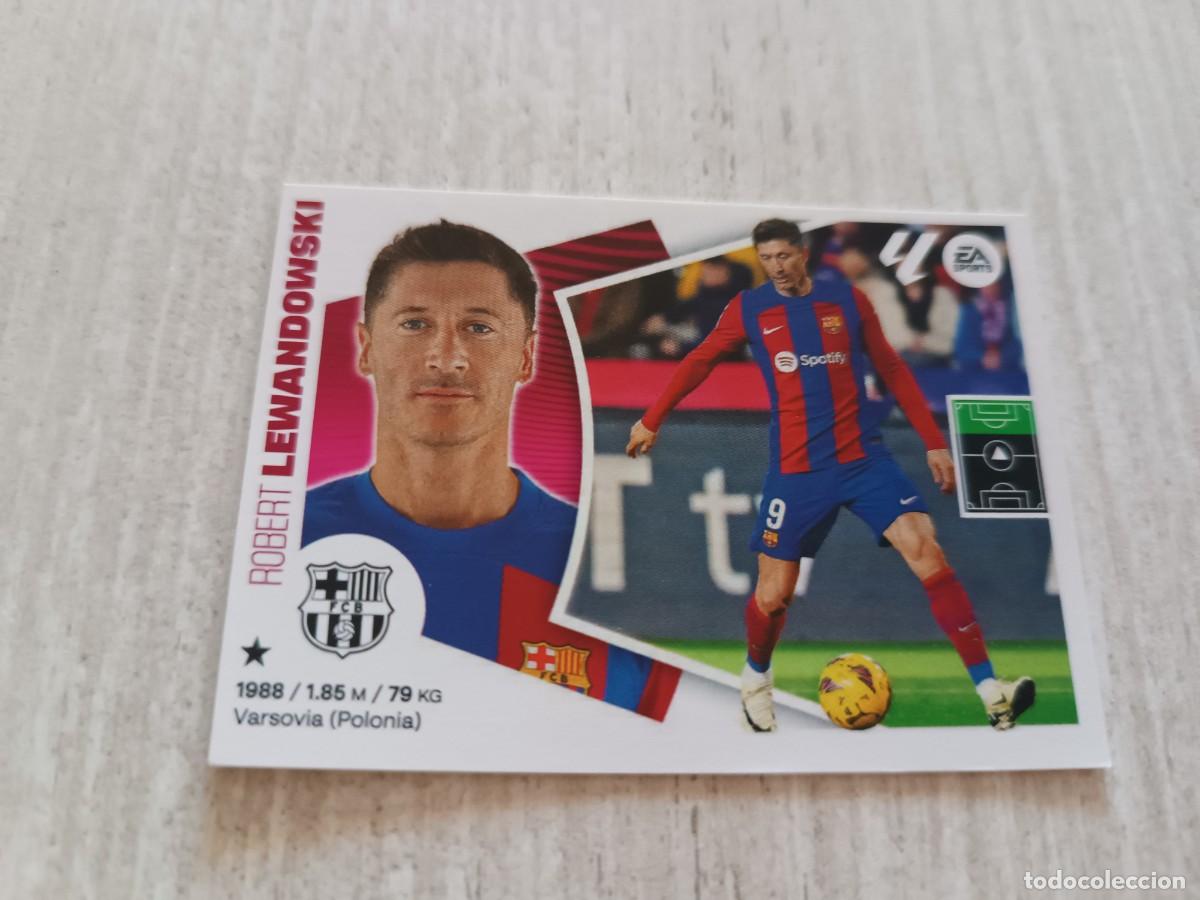 Football Stickers: LEWANDOWSKI LIGA ESTE 2024 2025 24 25. NUNCA PEGADO