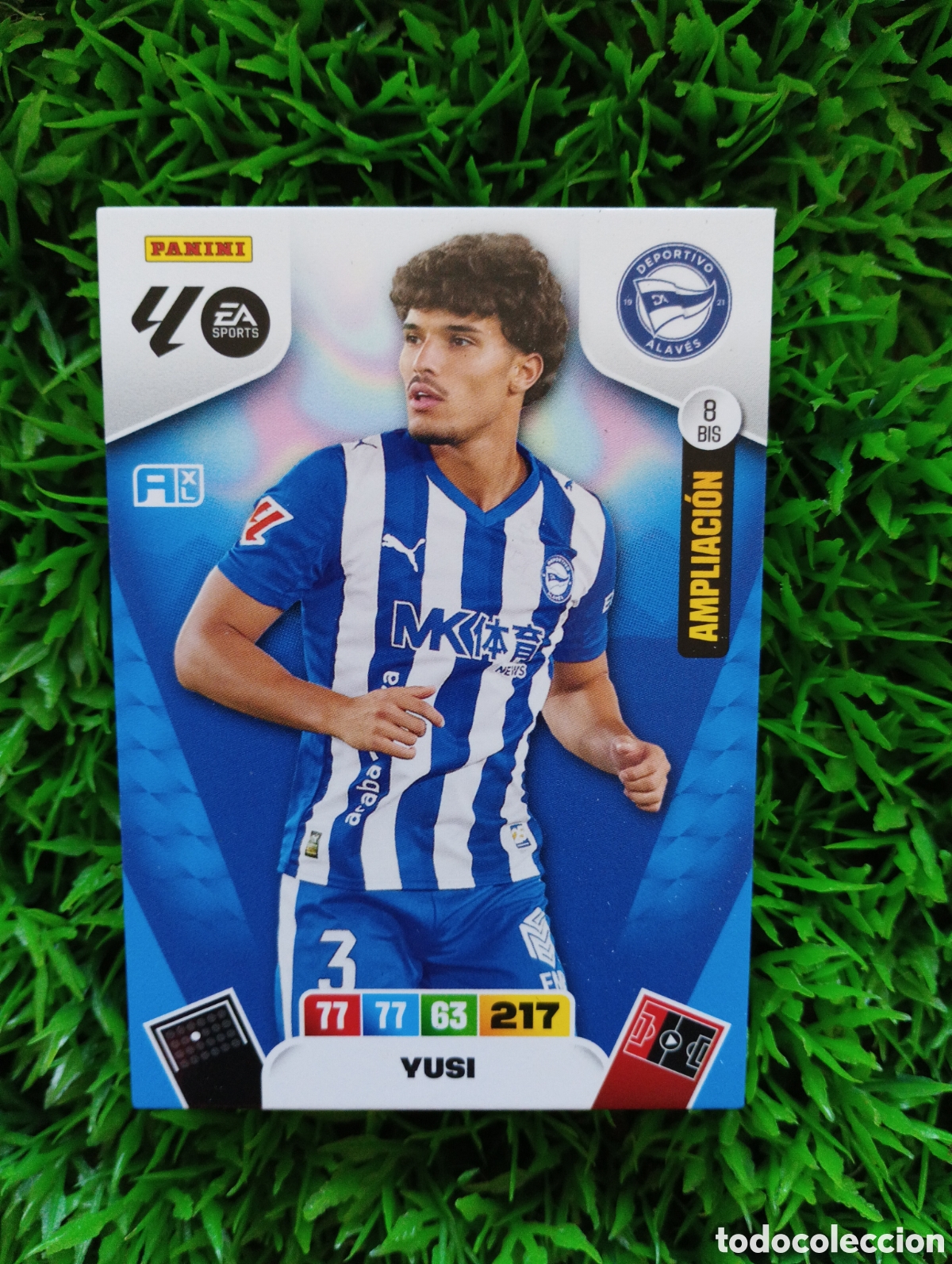 Football Stickers: Yusi Alaves AMPLIACION Adrenalyn 25-26 # 8 BIS