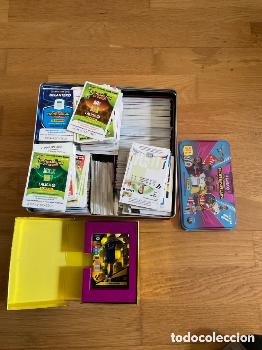 Cromos de F&uacute;tbol: Caja cromos Adrenalyn varios a&ntilde;os