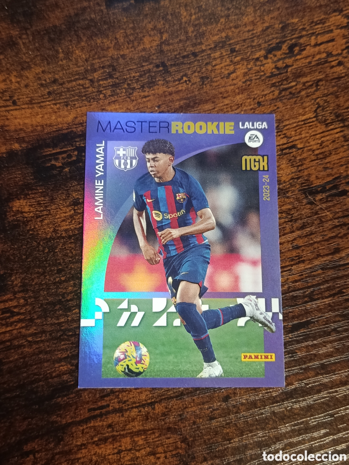 Cromos de F&uacute;tbol: Card Lamine Yamal M&aacute;ster Rookie + 27 Cards Lamine Yamal Extras