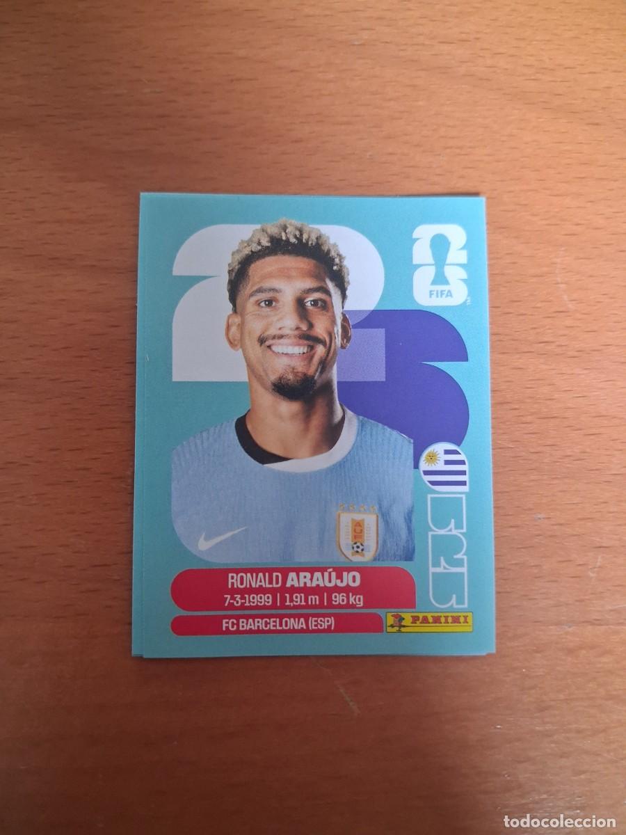 Fu&szlig;ball-Sticker: Fifa World Cup 26 Mundial 2026 URU 4 Uruguay Ronald Araujo