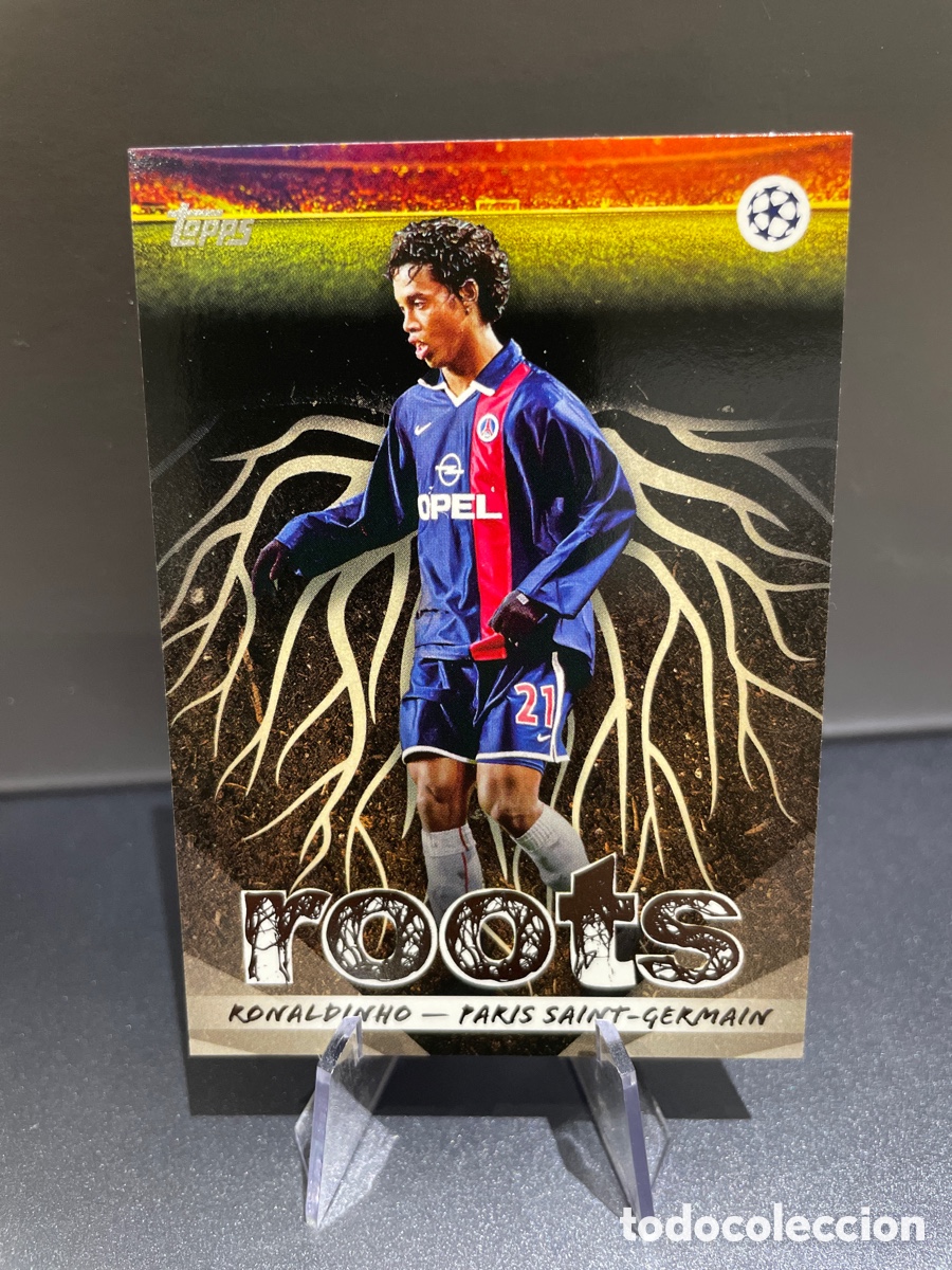 Cromos de F&uacute;tbol: Ronaldinho RT-16 Roots Topps UCC Flagship 2025-26 PSG