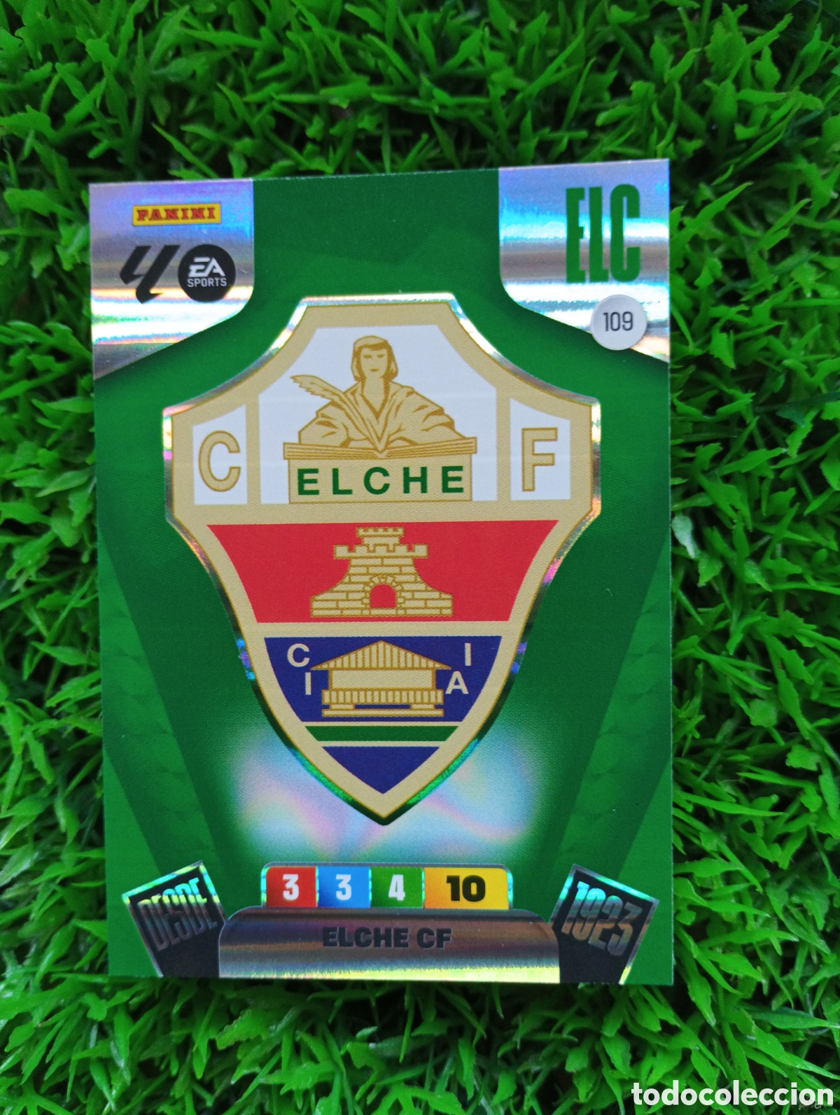 Figurine di Calcio: Escudo Elche Adrenalyn 25-26 # 109