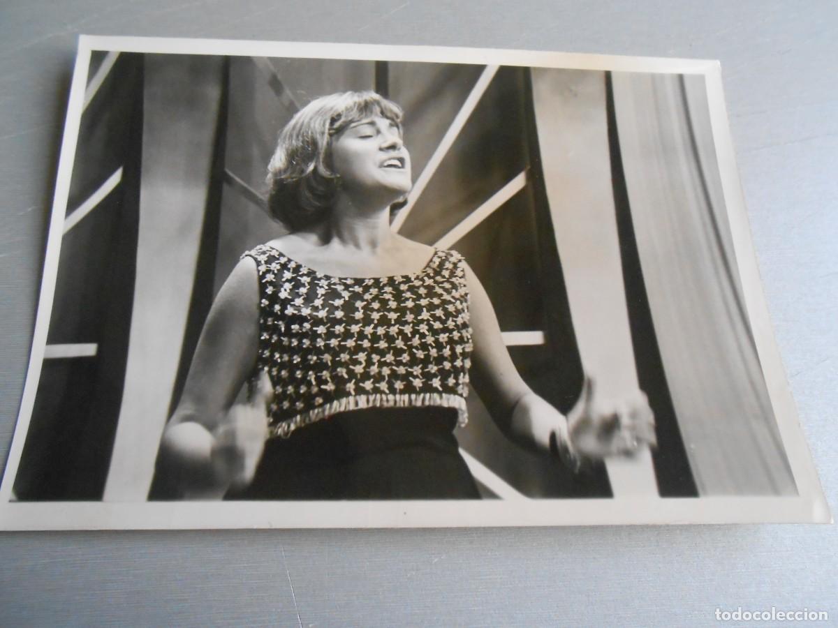 Cromos de F&uacute;tbol: FOTO de - ADRIANGELA -, de 18 x 13 cms.