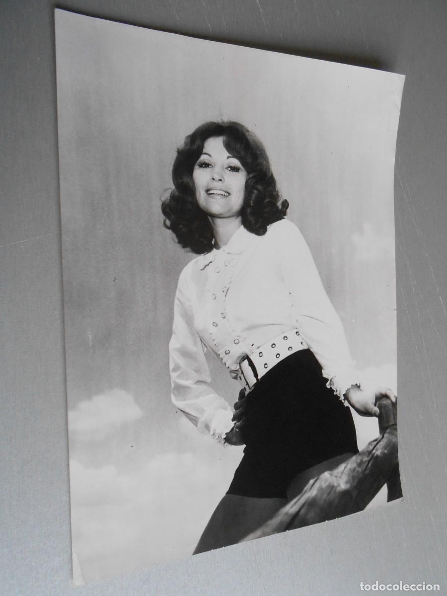 Cromos de F&uacute;tbol: FOTO de - ROSALIA -, de 18 x 24 cms.