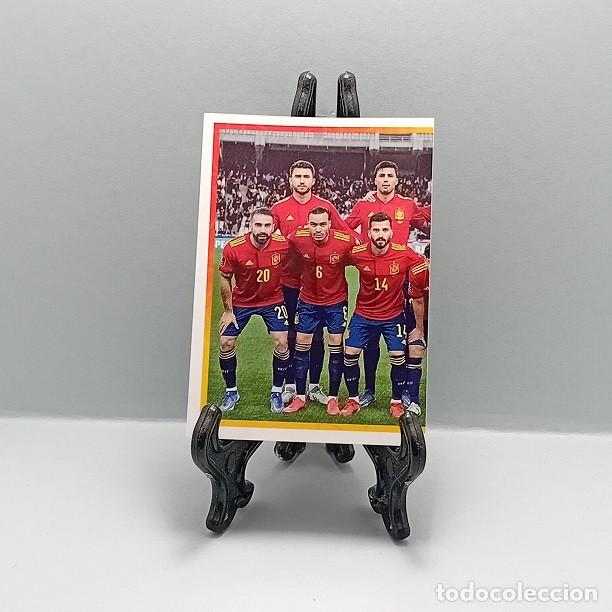 Cromos de Futebol: 3 ALINEACI&Oacute;N (IZQUIERDA) LOS &Iacute;DOLOS DE LA ROJA - CRACKS MUNDIALES CROMO CARREFOUR PANINI 2022