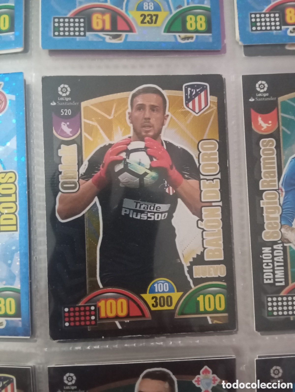 Cromos de f&uacute;tbol: Oblak nuevo balon de oro 2017 - Foto 1