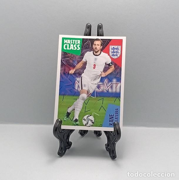 Cromos de Futebol: 55 KANE LOS &Iacute;DOLOS DE LA ROJA - CRACKS MUNDIALES CROMO CARREFOUR PANINI 2022 MASTER CLASS INGLATERRA