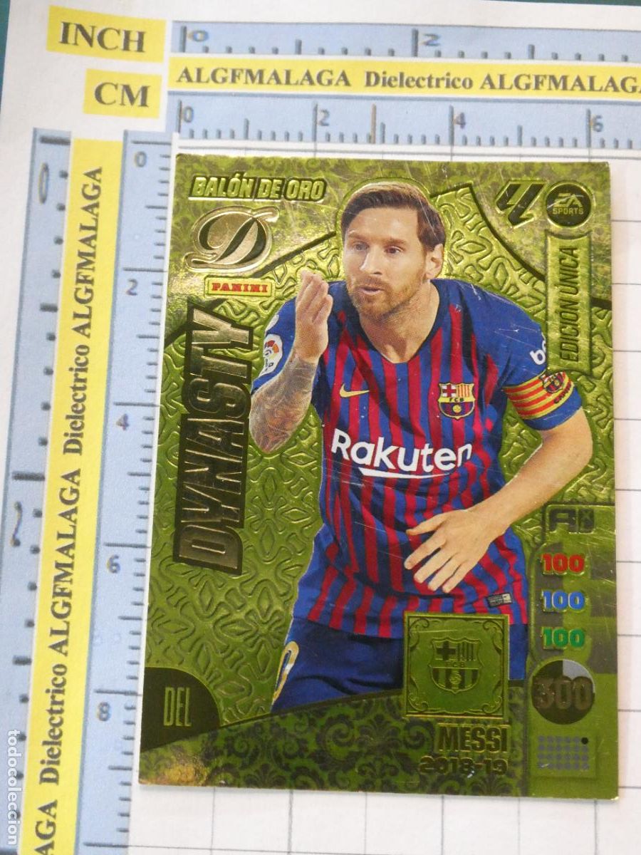 Cromos de F&uacute;tbol: CROMO TRADING CARD ADRENALYN 2024 2025. F&Uacute;TBOL CLUB BARCELONA MESSI EDICION &Uacute;NICA BAL&Oacute;N ORO