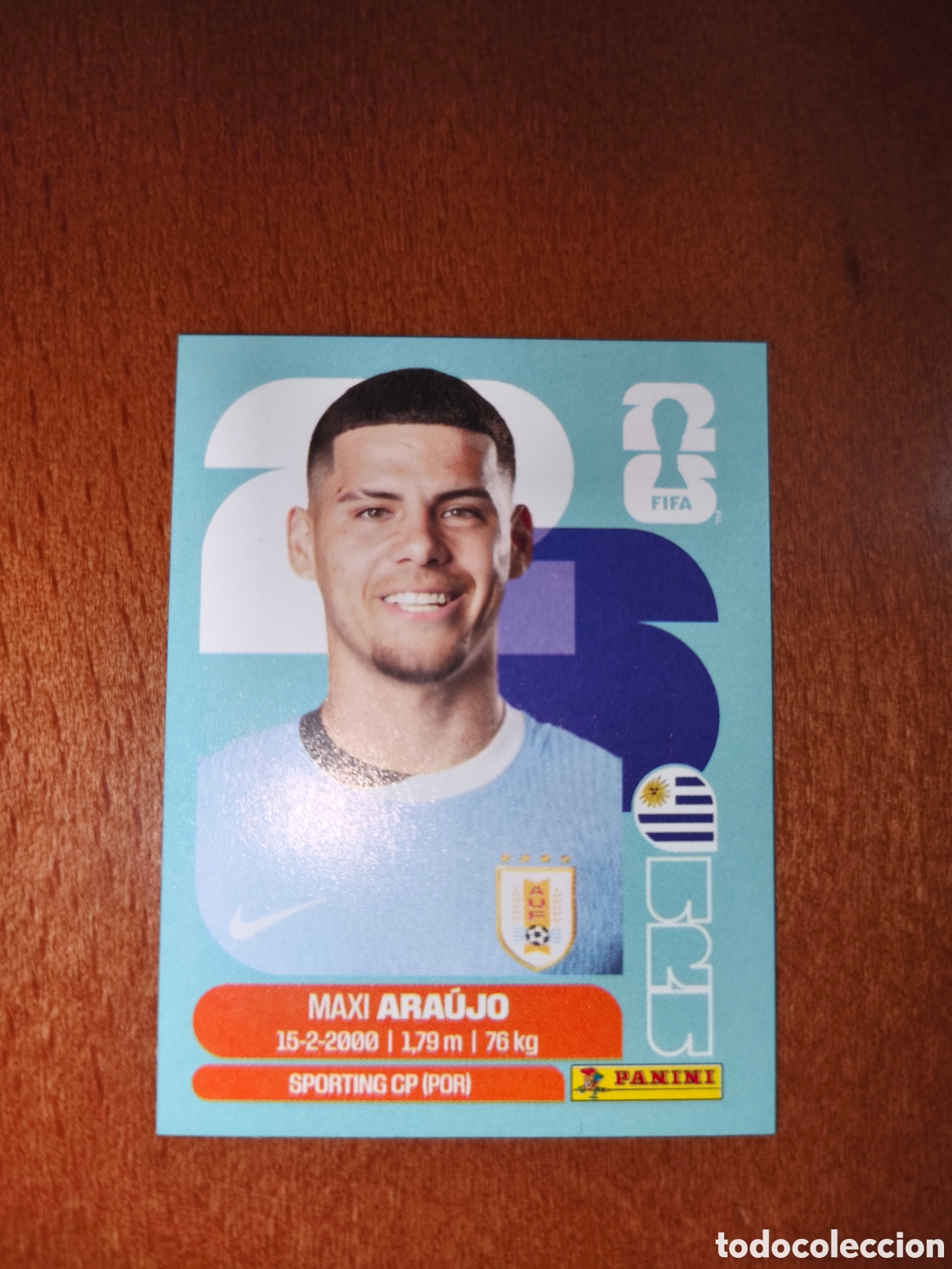 Cartes &agrave; collectionner de Football: URU16 Maxi Ara&uacute;jo URU 16 Fifa World Cup 2026 Uruguay