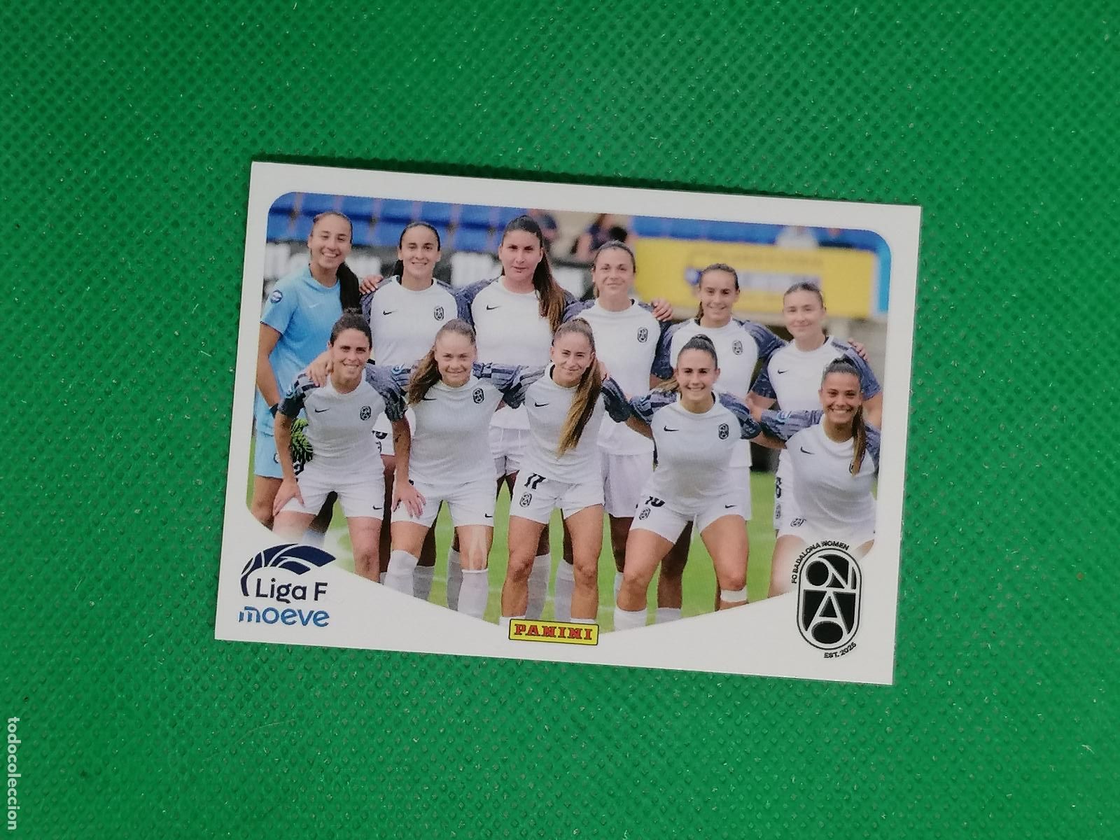 Cromos de F&uacute;tbol: 63 FORMACION PLANTILLA BADALONA ⚽ PANINI LIGA FEMENINA F MOEVE 25 26 2025 2026 ⚽