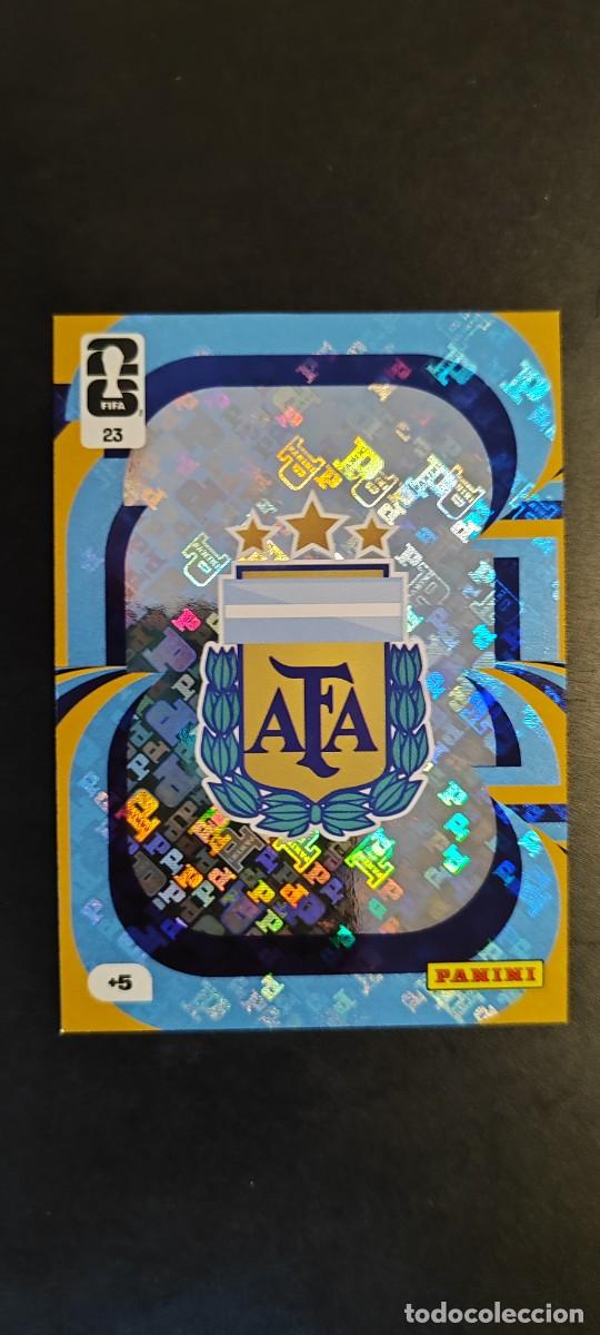 Cromos de F&uacute;tbol: ADRENALYN XL FIFA WORLD CUP 2026 CARD ESCUDO ARGENTINA # 23 PANINI