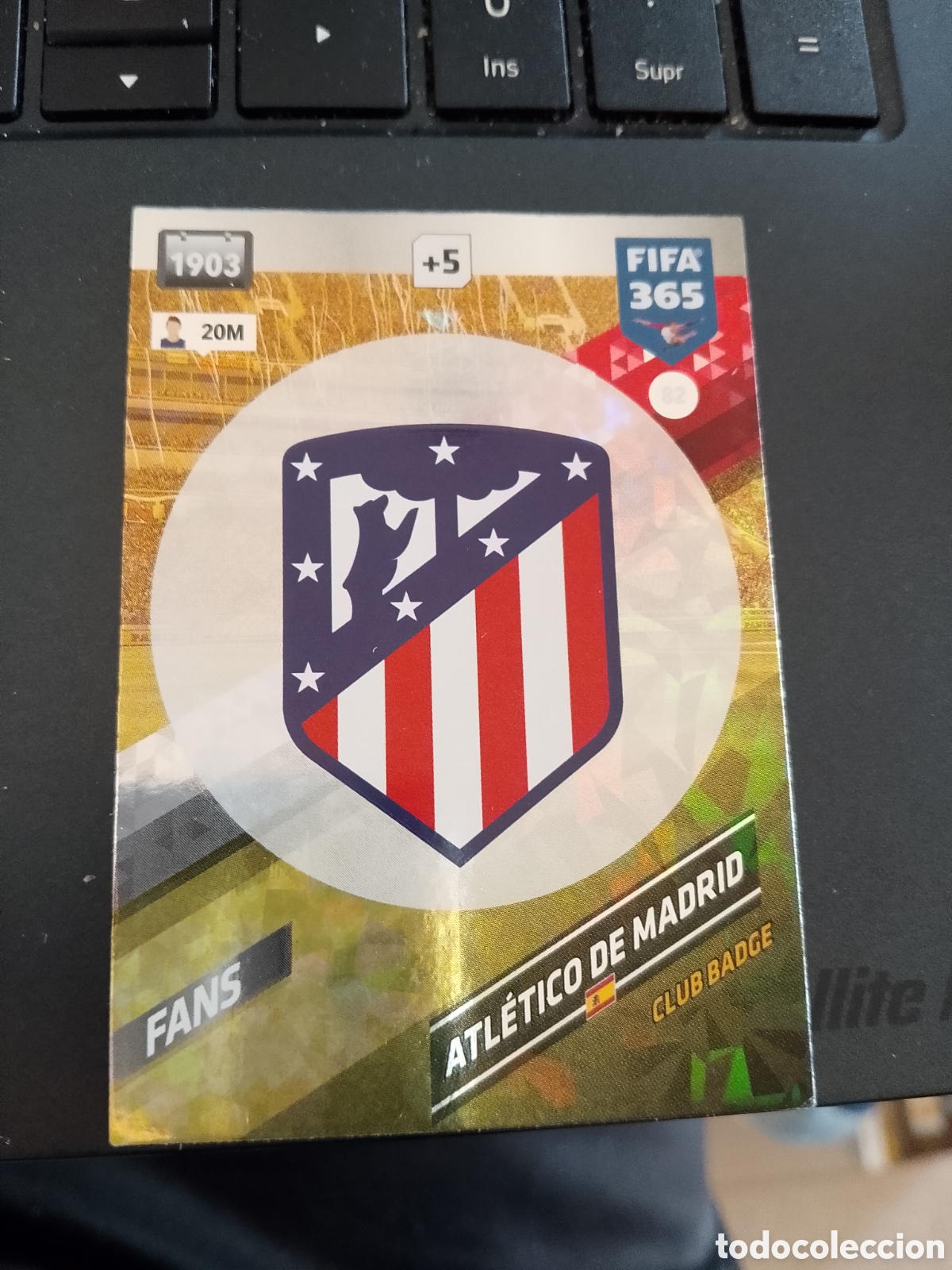 Cromos de F&uacute;tbol: 82 ESCUDO ATLETICO DE MADRID CROMO FUTBOL PANINI ADRENALYN 17-18 FIFA 365 2017-2018