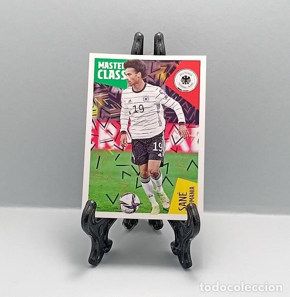 Cromos de F&uacute;tbol: 70 SAN&Eacute; LOS &Iacute;DOLOS DE LA ROJA - CRACKS MUNDIALES CROMO CARREFOUR PANINI 2022 MASTER CLASS ALEMANIA