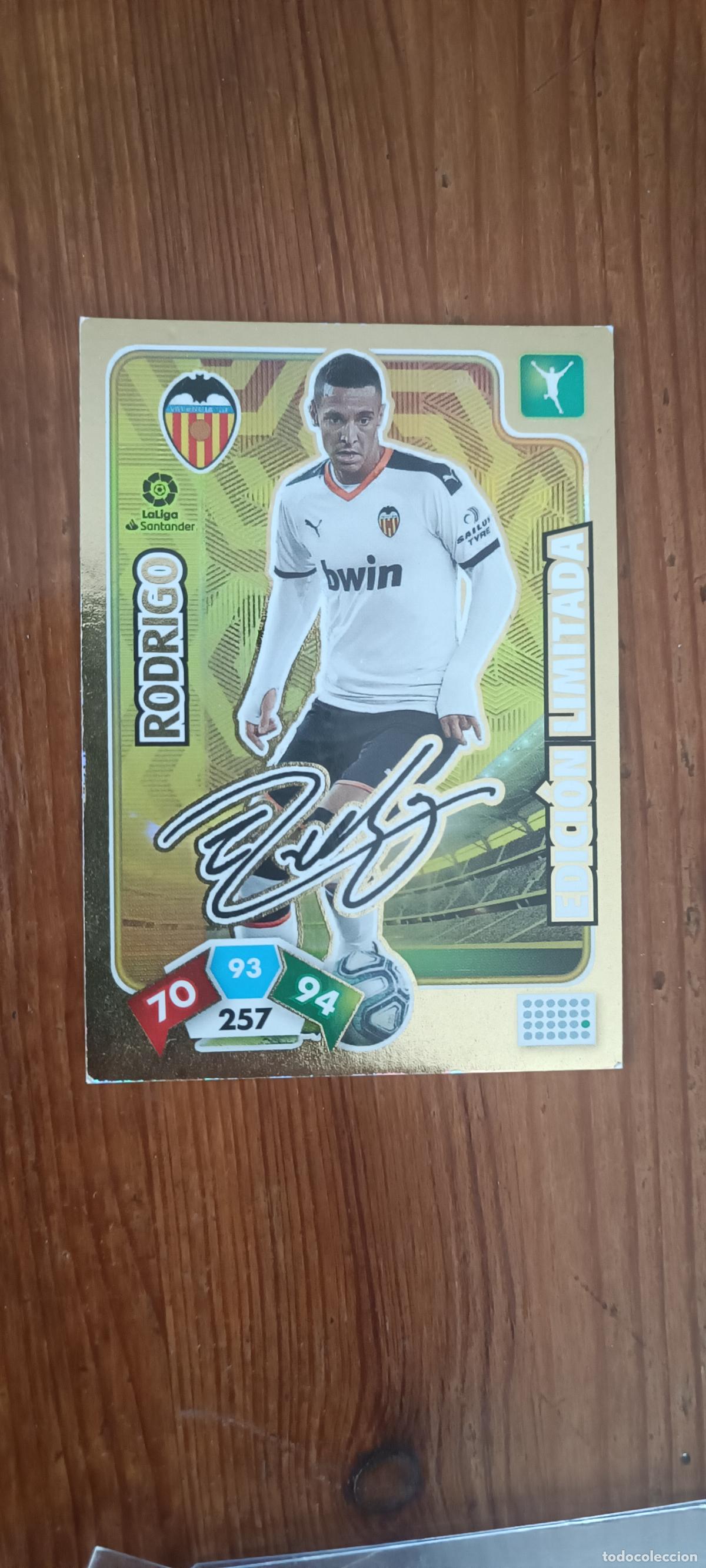 Cromos de F&uacute;tbol: CROMO DIFICIL FIRMADO RODRIGO LIGA ADRENALYN XL 19 20 2019 2020 VALENCIA MUY DIFICIL PANINI FIRMADA