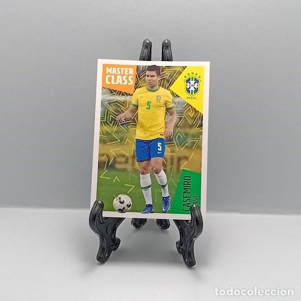 Cartes &agrave; collectionner de Football: 49 CASEMIRO LOS &Iacute;DOLOS DE LA ROJA - CRACKS MUNDIALES CARREFOUR PANINI 2022 MASTER CLASS BRASIL