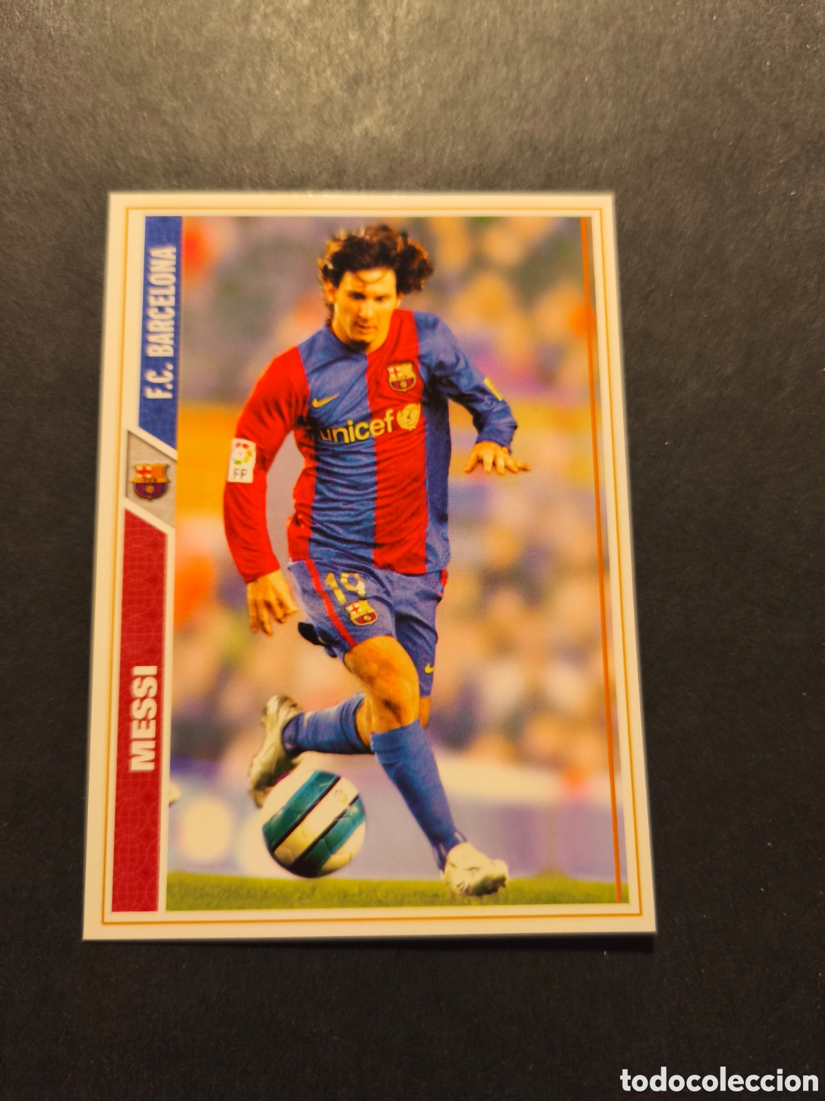 Football Stickers: N&ordm; 47 MESSI BASE FC BARCELONA MUNDICROMO 2008